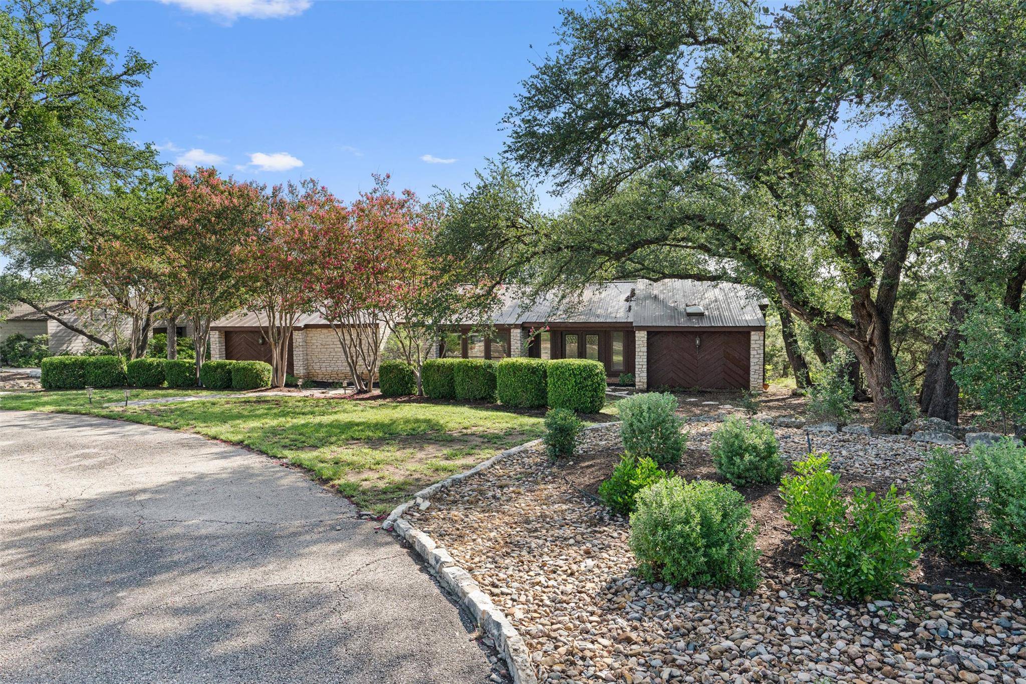 Lakeway, TX 78734,104 N TIMPANAGOS DR