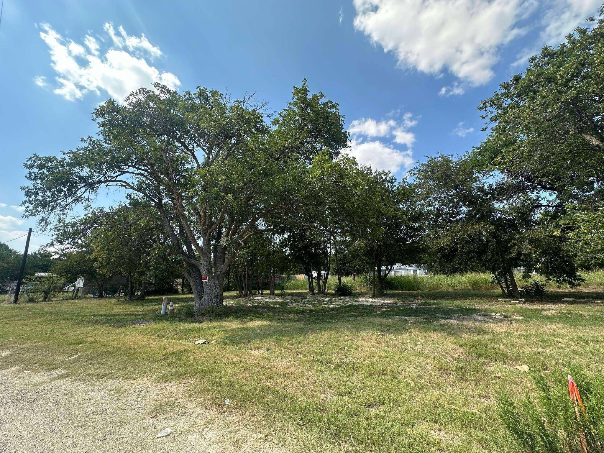 Bartlett, TX 76511,1/2 W Brook ST