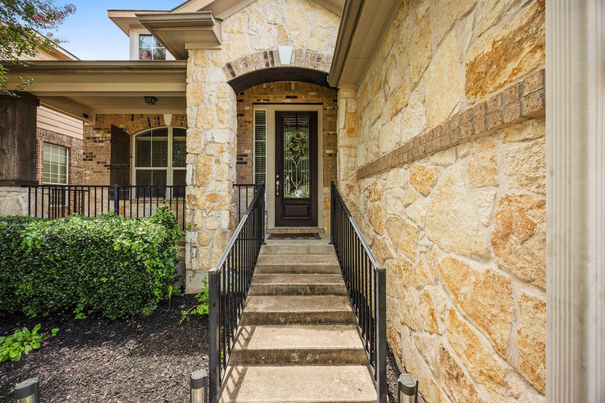 Hutto, TX 78634,401 Wiltshire DR