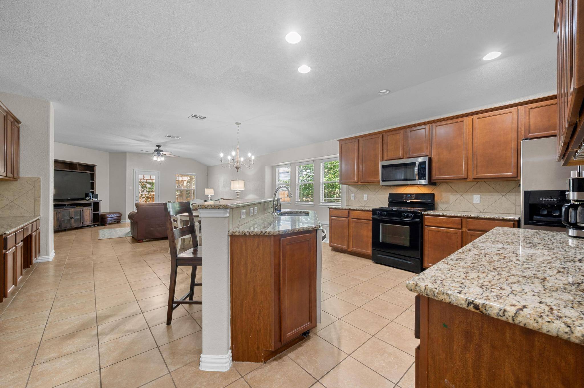 Buda, TX 78610,1286 Talley LOOP