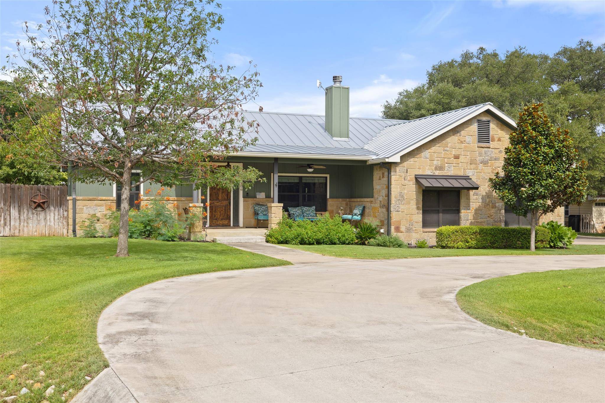 Johnson City, TX 78636,106 Leaning Oak CIR