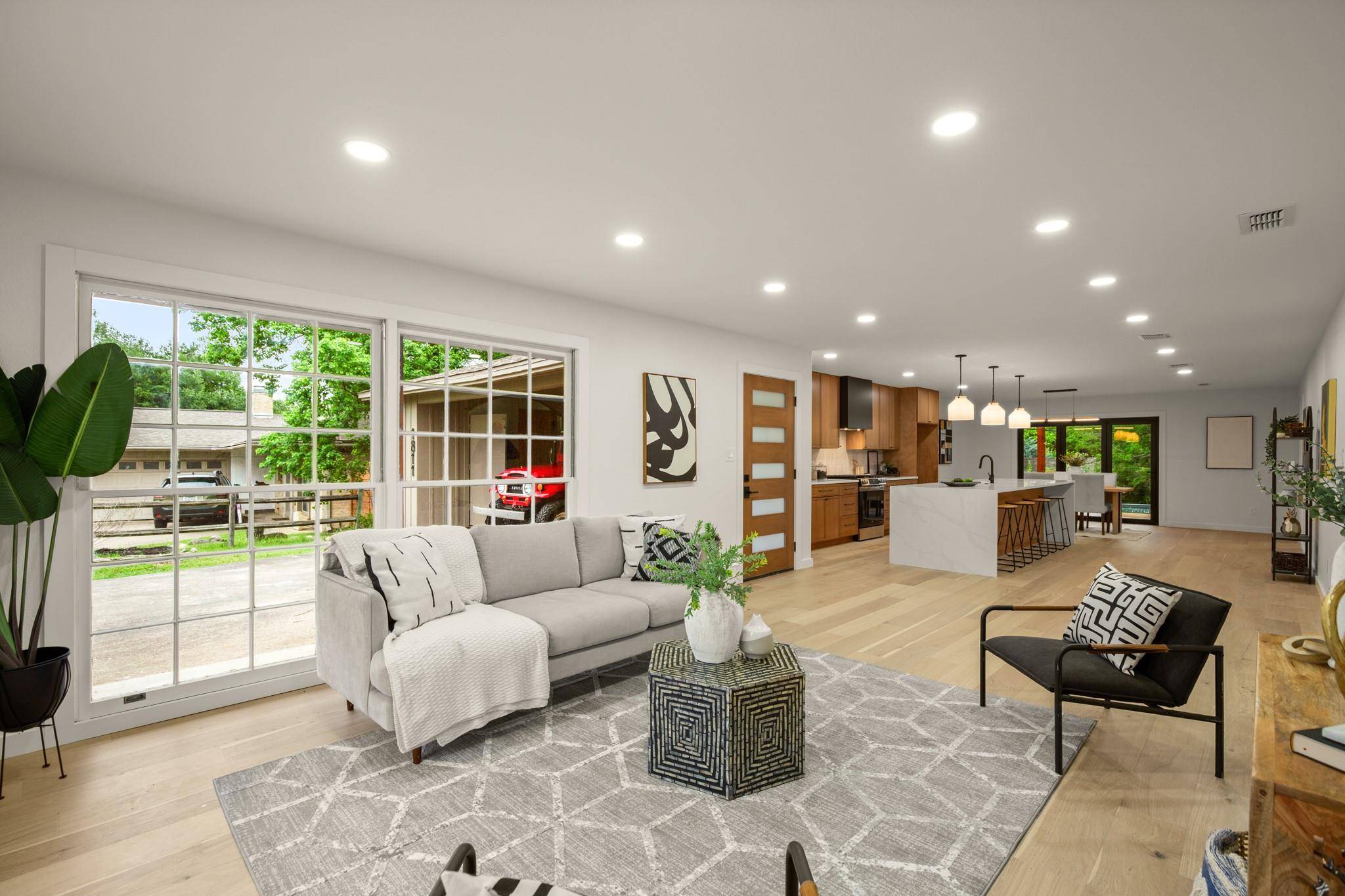 Austin, TX 78723,1811 Rogge LN