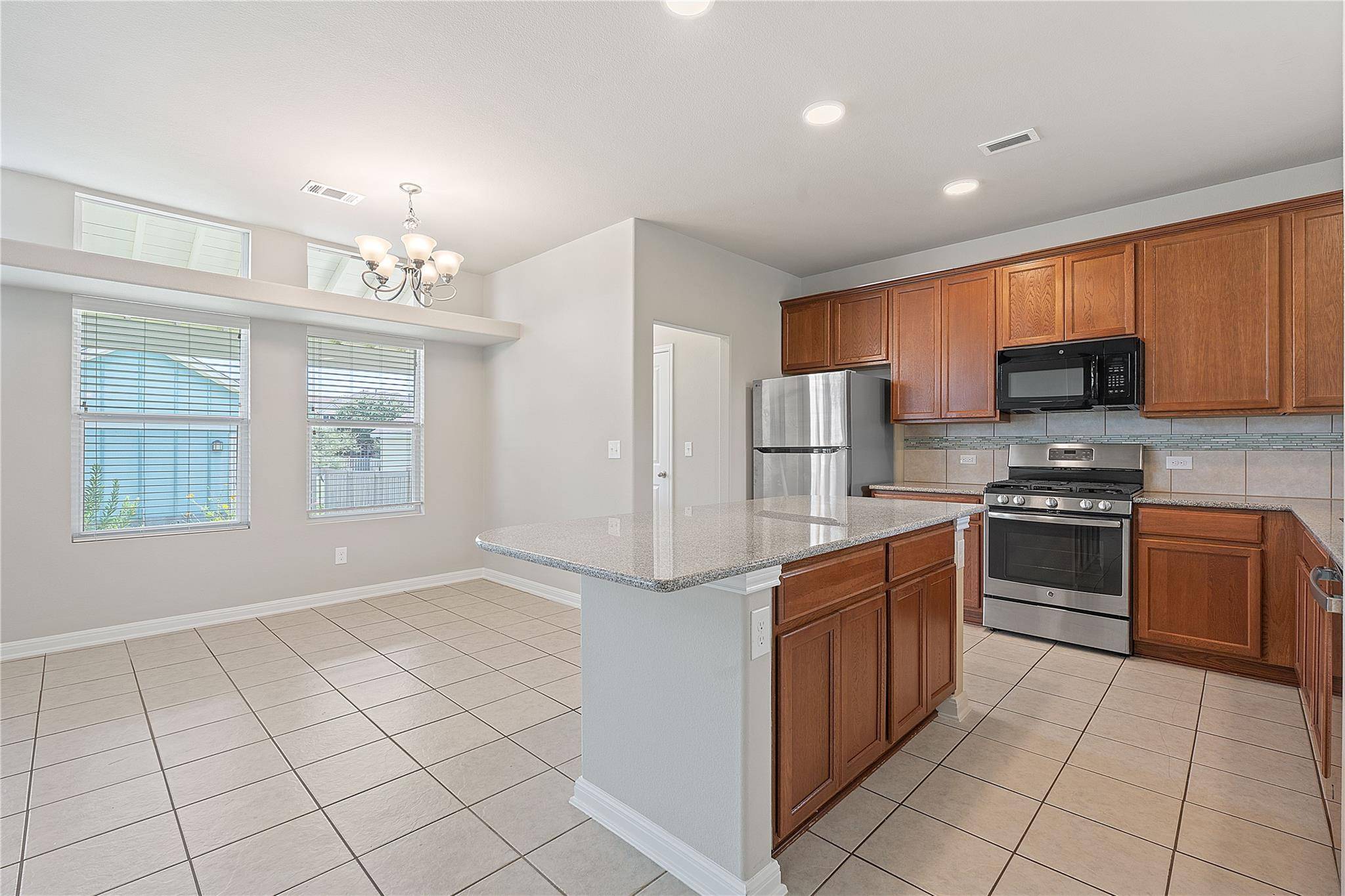 Kyle, TX 78640,216 Greene DR