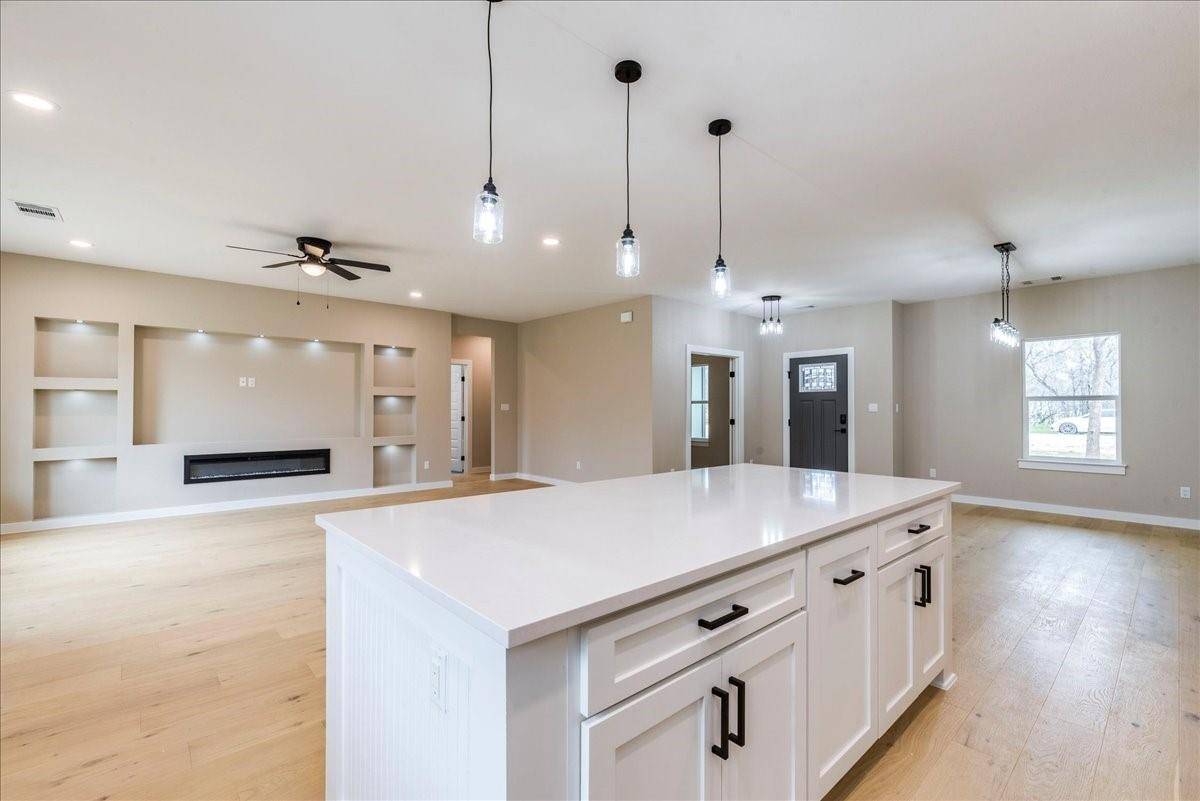 Bastrop, TX 78602,124 Waimalu CT