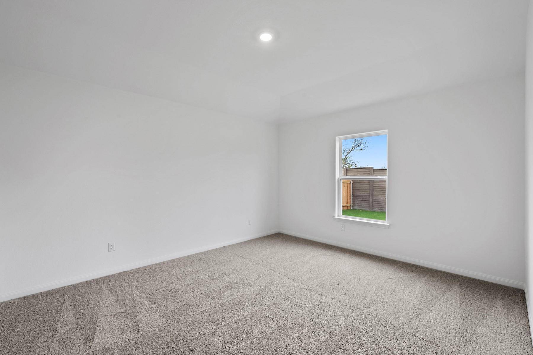 Jarrell, TX 76537,121 Paradise Canyon DR