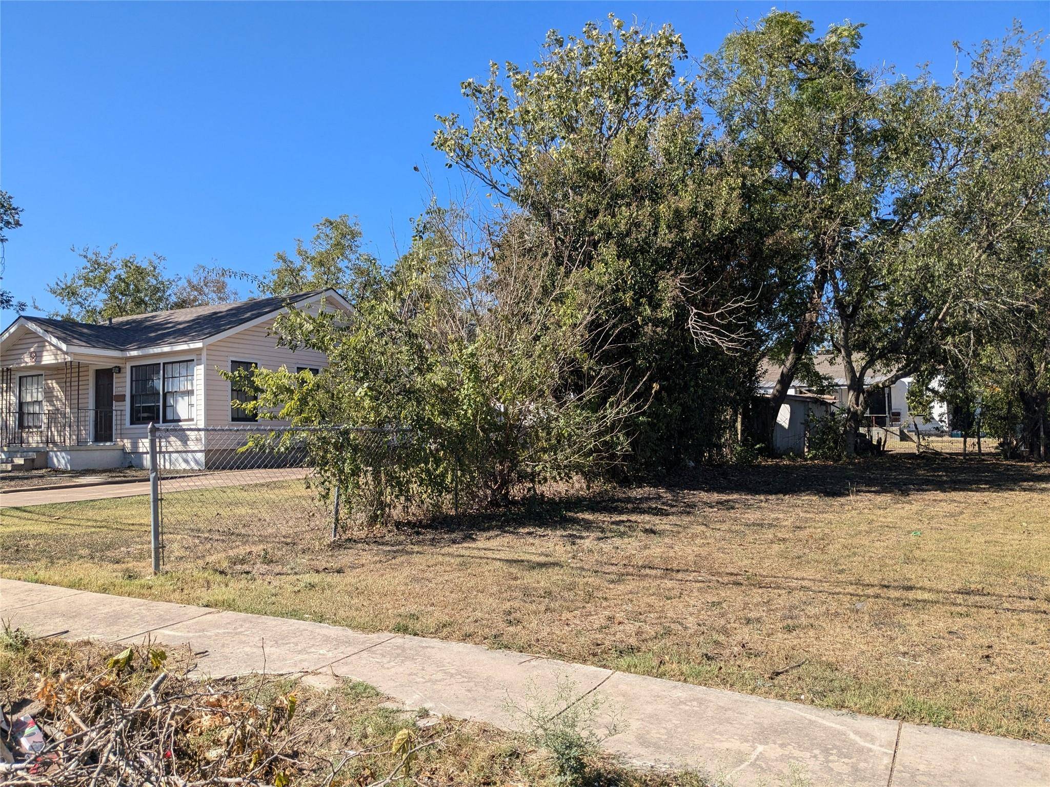 Temple, TX 76504,309 W Avenue P