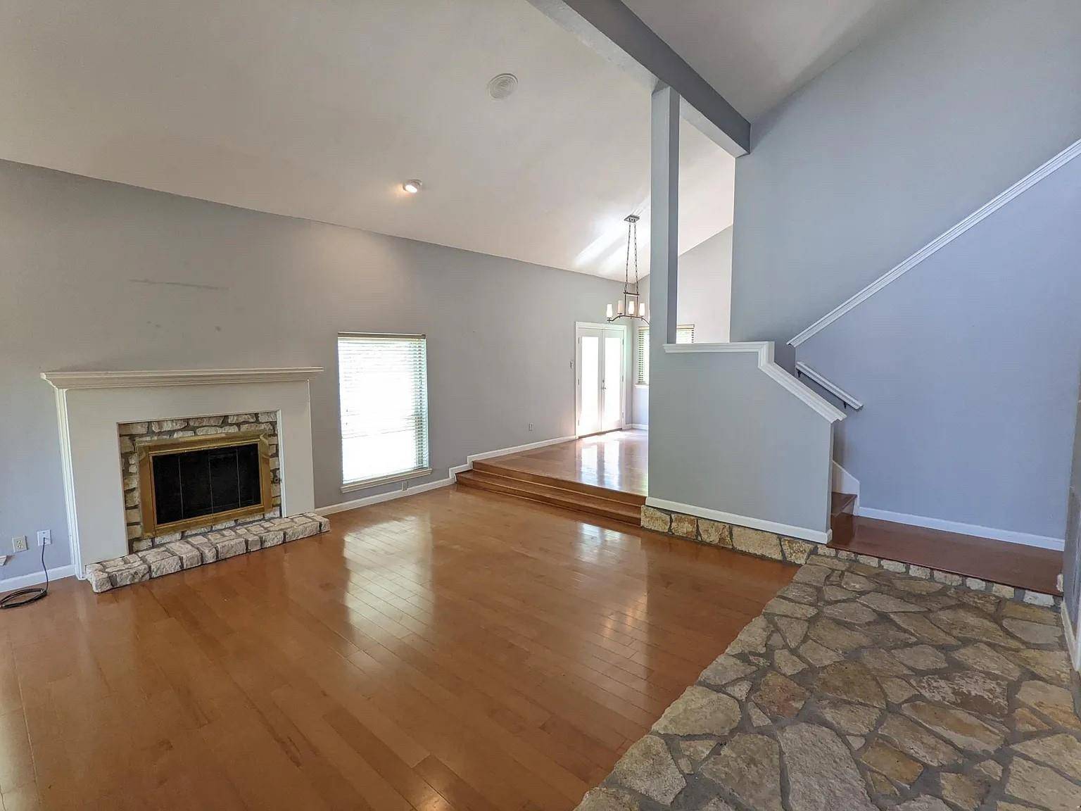 Austin, TX 78731,5907 Balsam HOLW