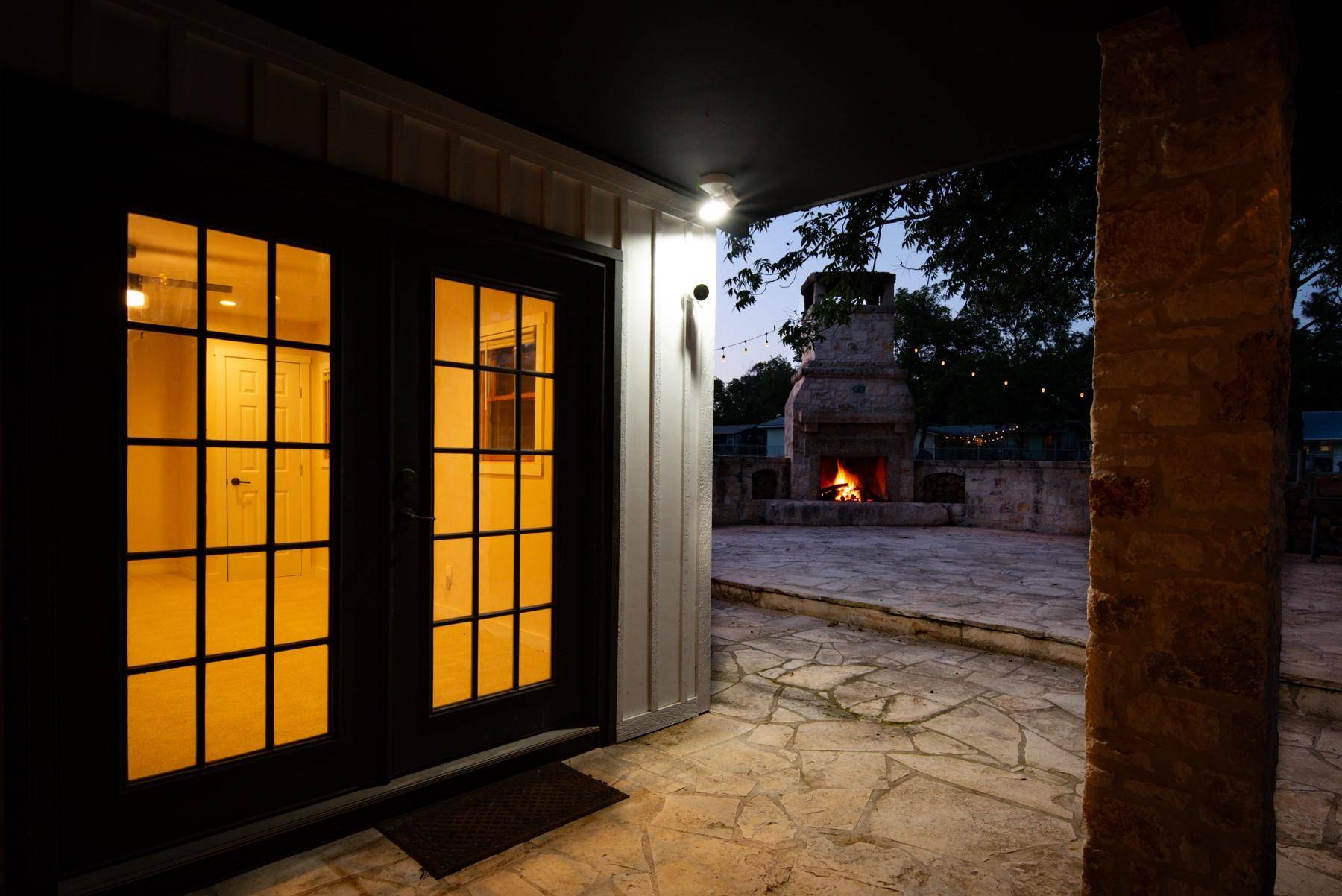 Fredericksburg, TX 78624,318 W Hackberry ST