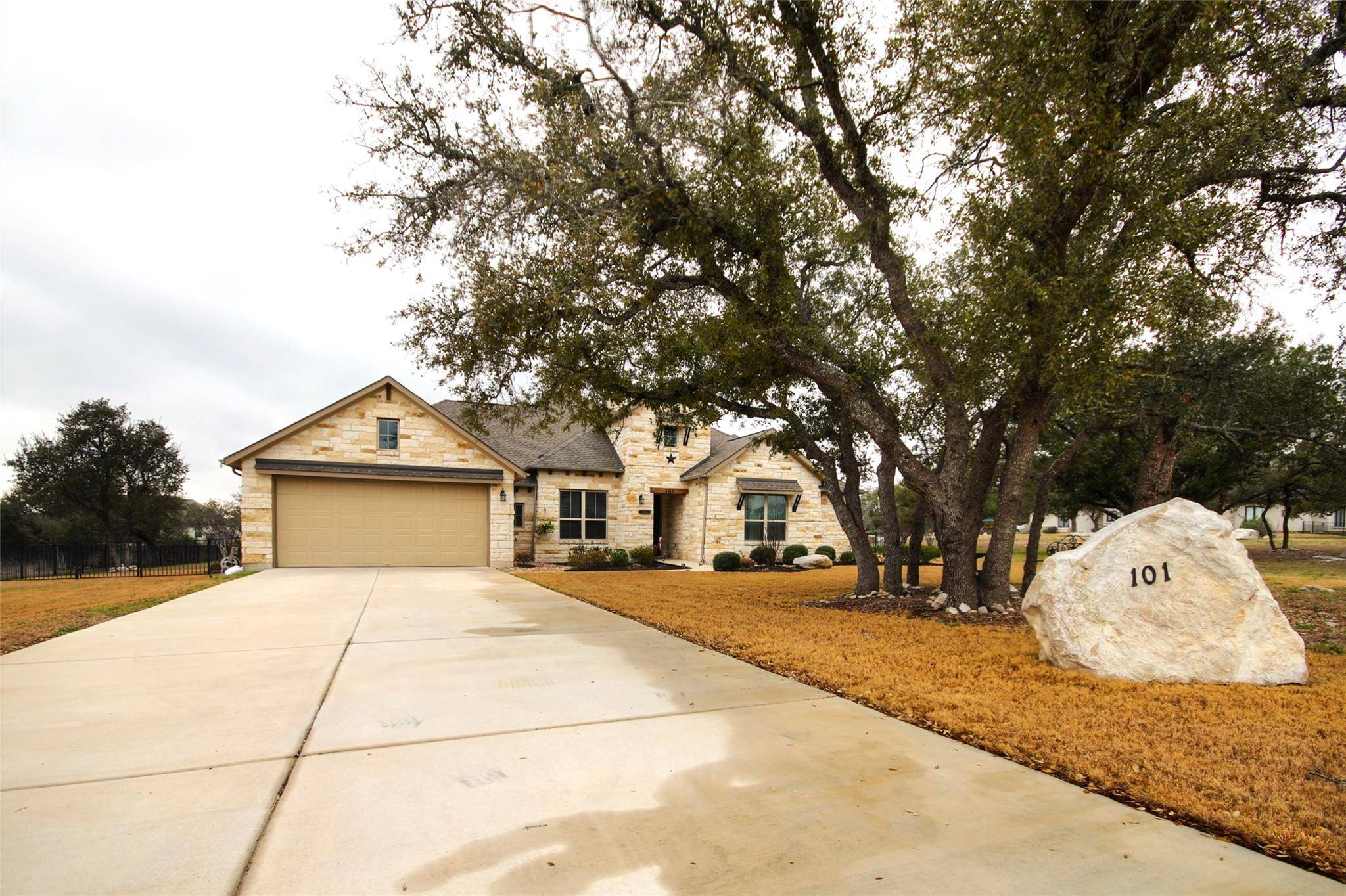 Spicewood, TX 78669,101 Rocky Summit CT