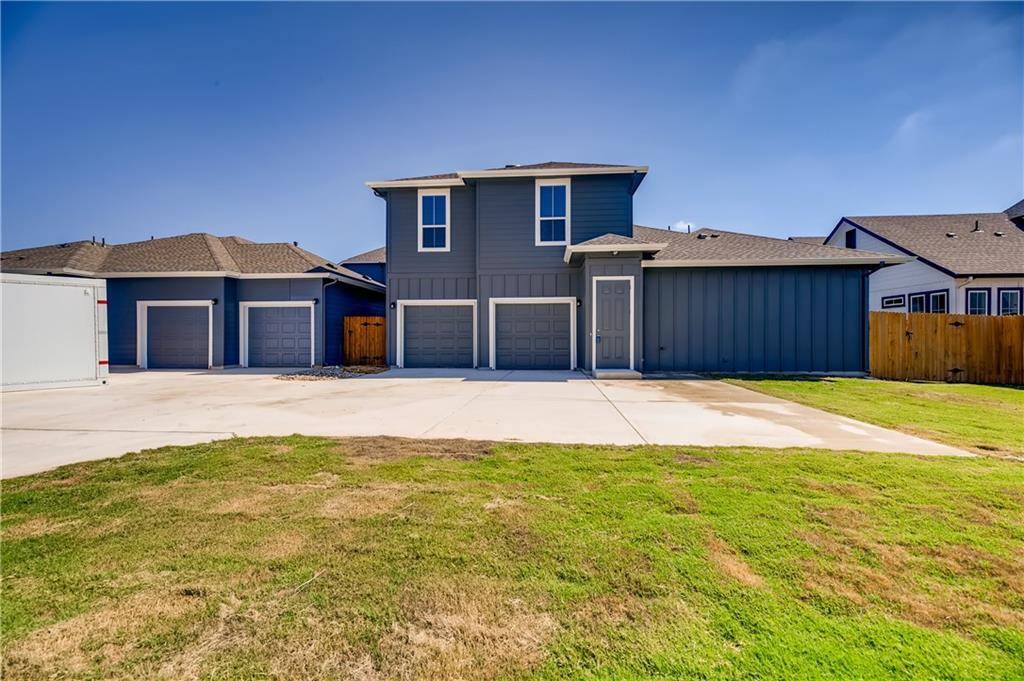 Austin, TX 78744,8000 Hillock TER #B