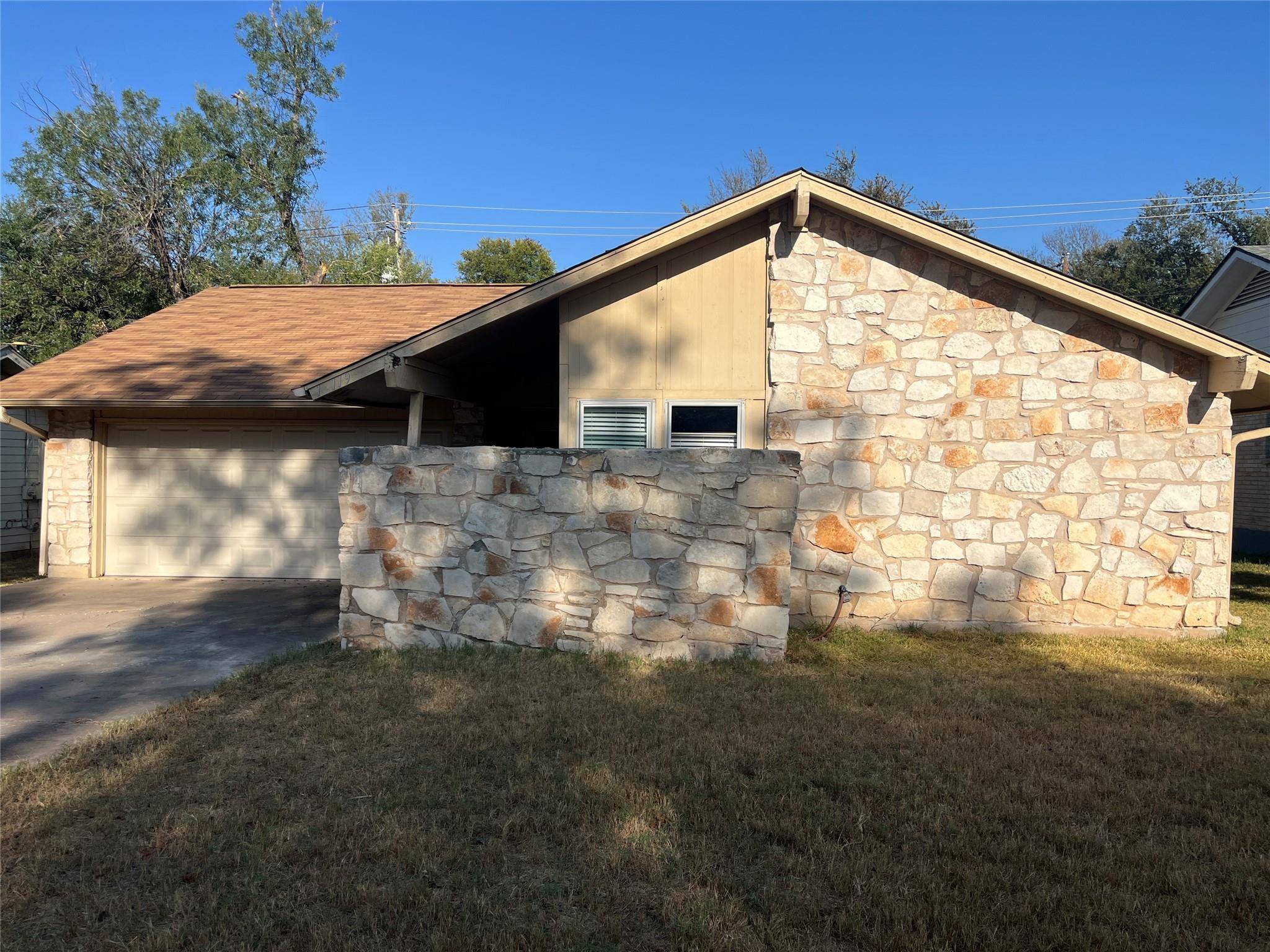 Austin, TX 78750,12119 Robin Ridge LN