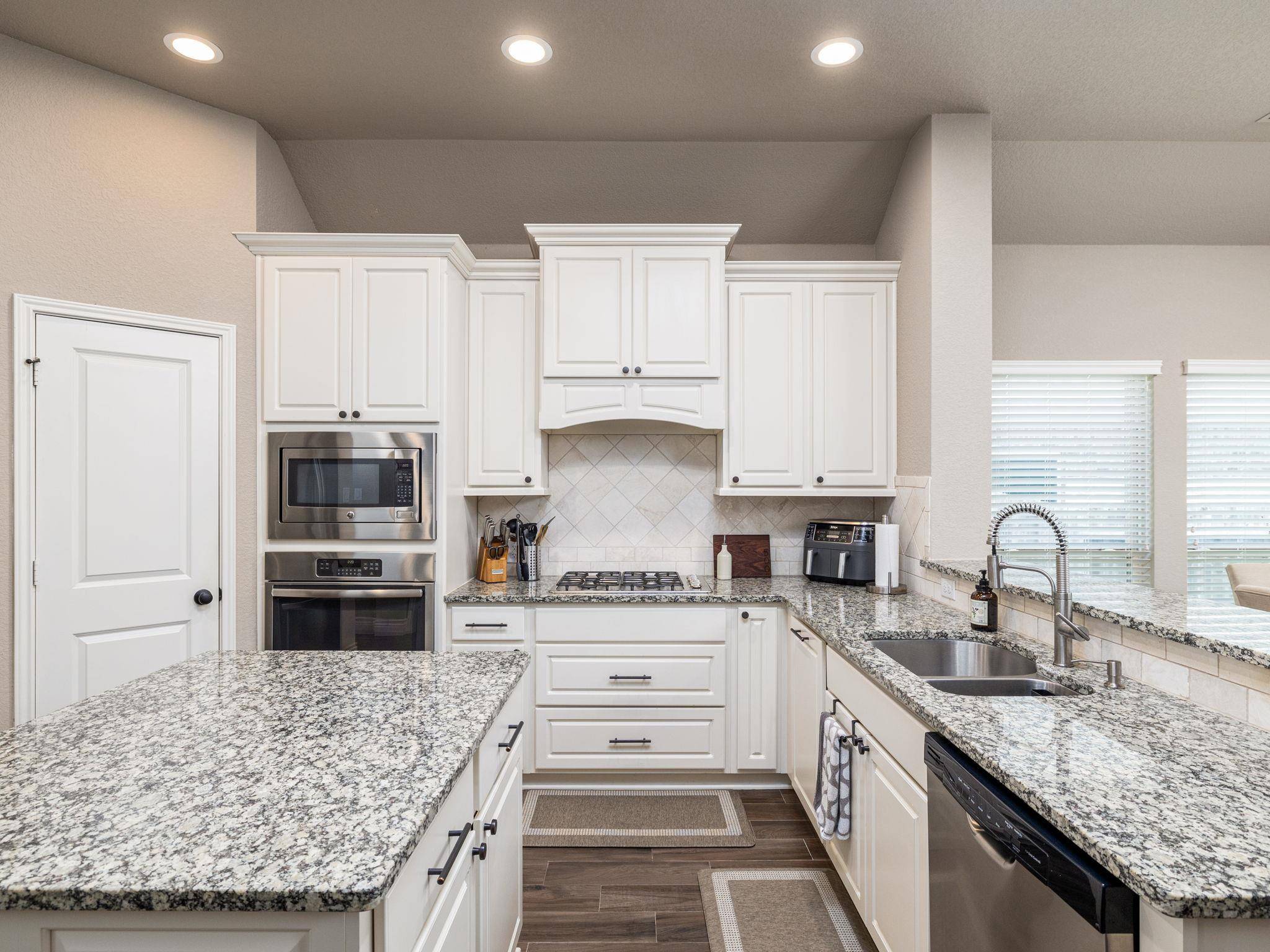 Georgetown, TX 78628,500 Cortona LN