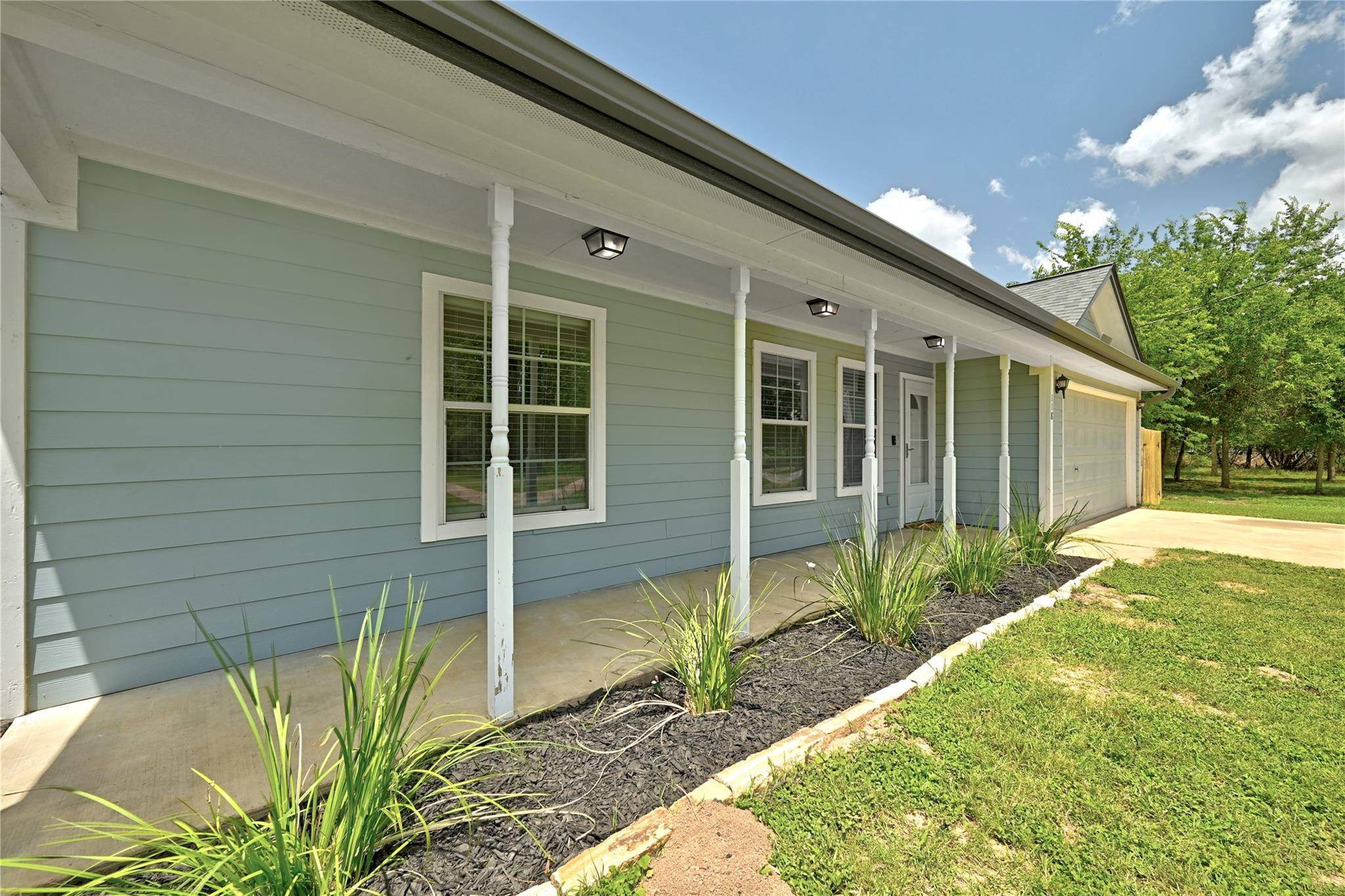Bastrop, TX 78602,118 W Pauwela LN