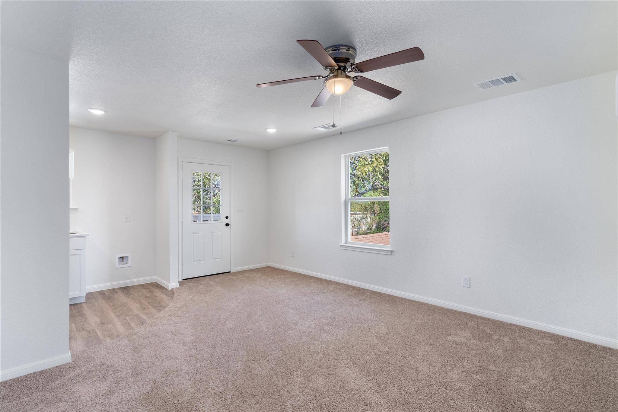 Taylor, TX 76574,2002 2nd ST #402