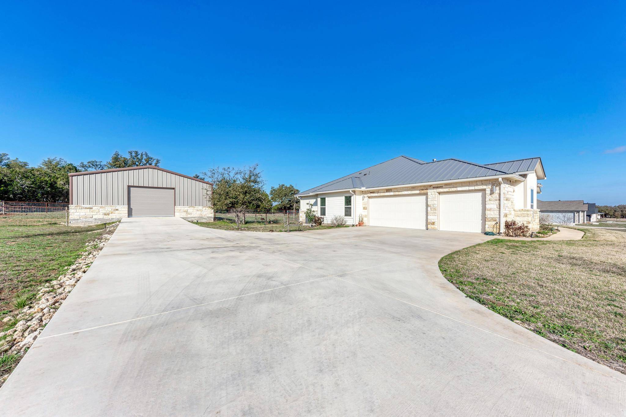 Liberty Hill, TX 78642,308 Esperanza Petal PASS