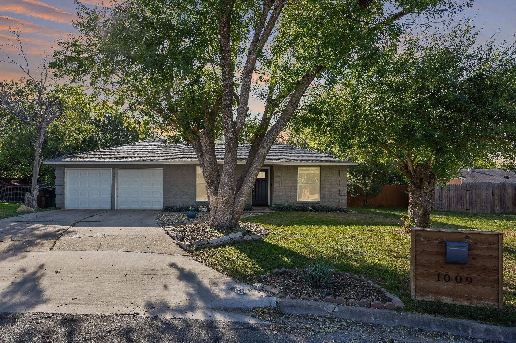 Round Rock, TX 78664,1009 Rolling Green CIR
