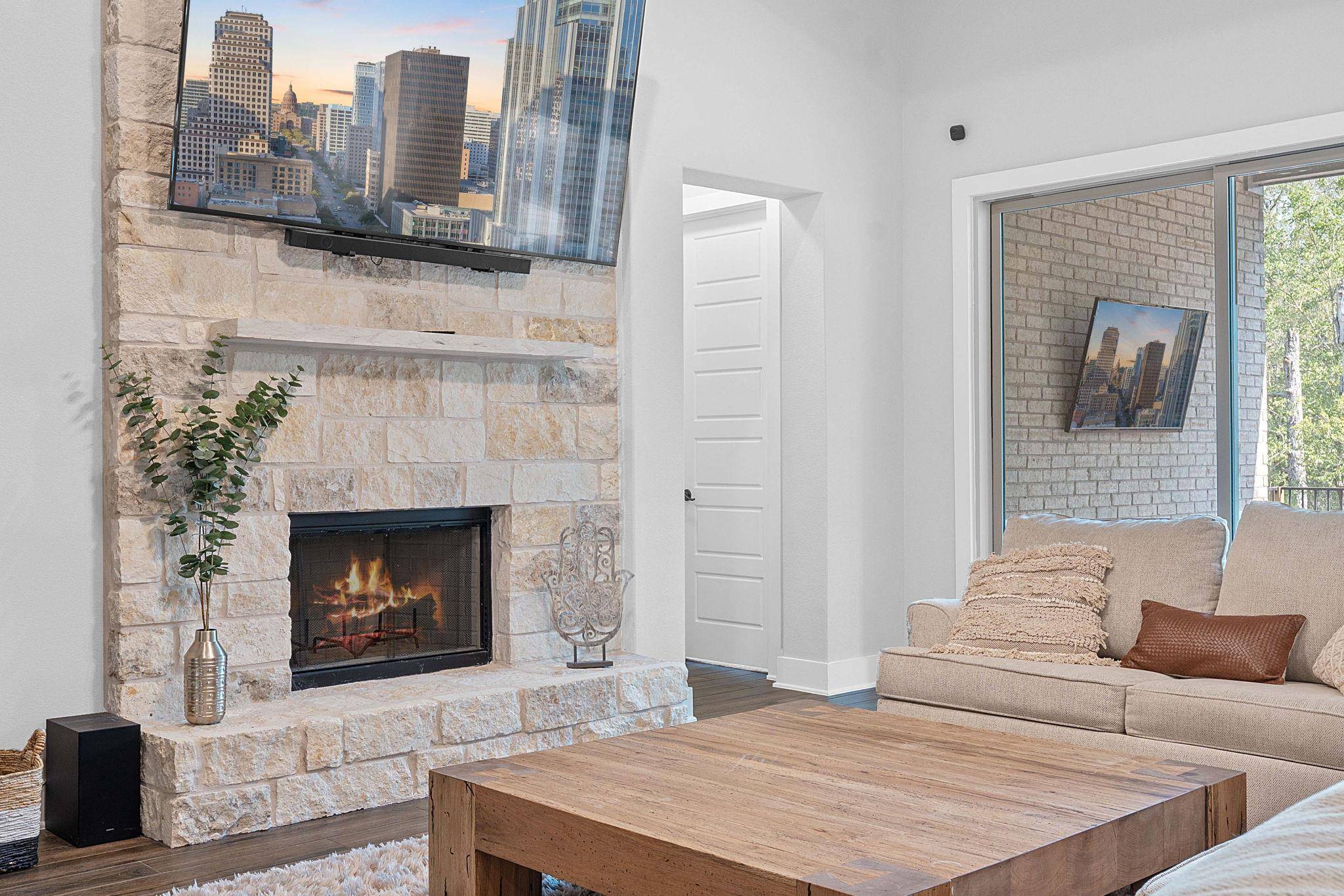 Cedar Creek, TX 78612,159 Raptor Beak WAY