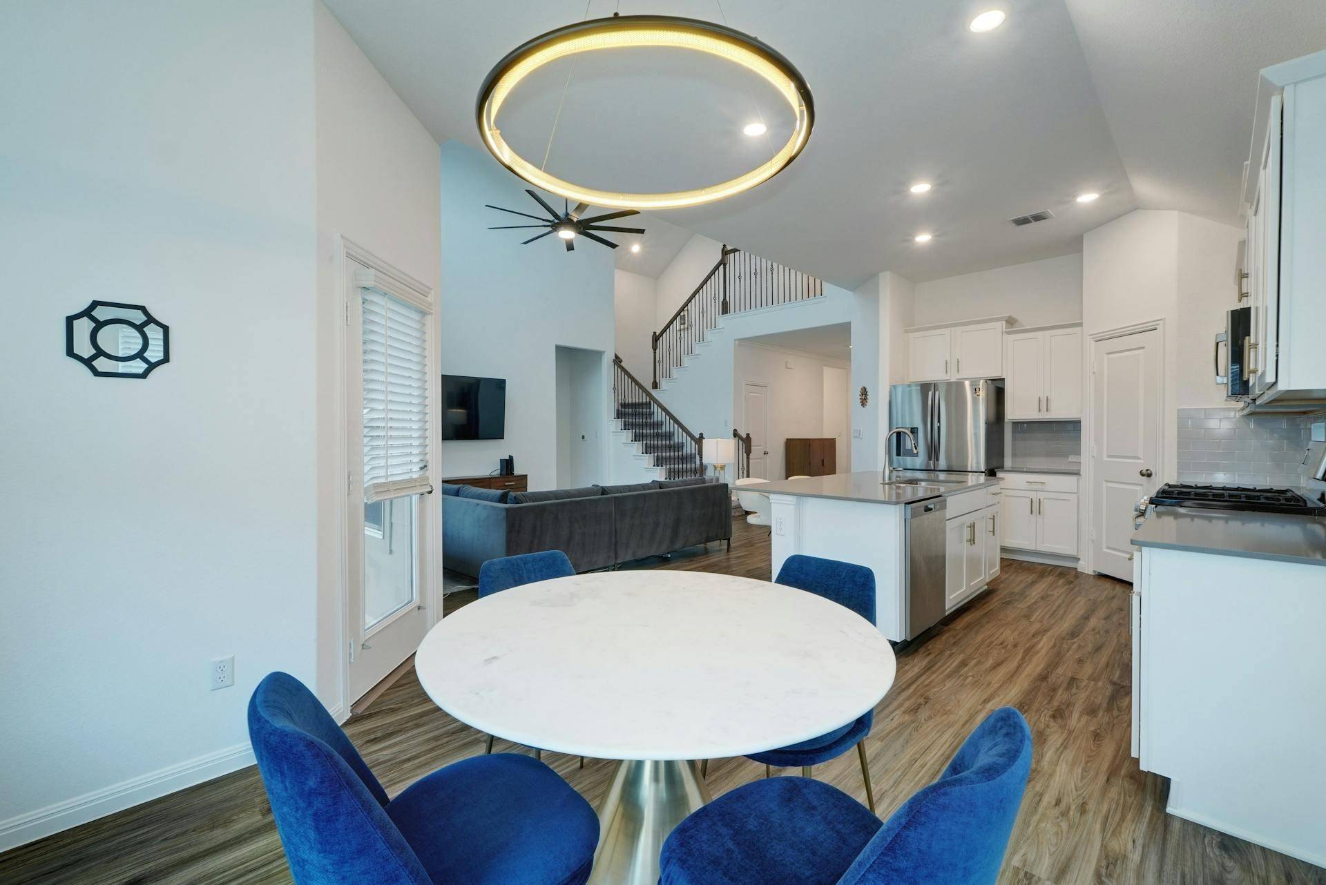 Austin, TX 78748,404 Mante CT