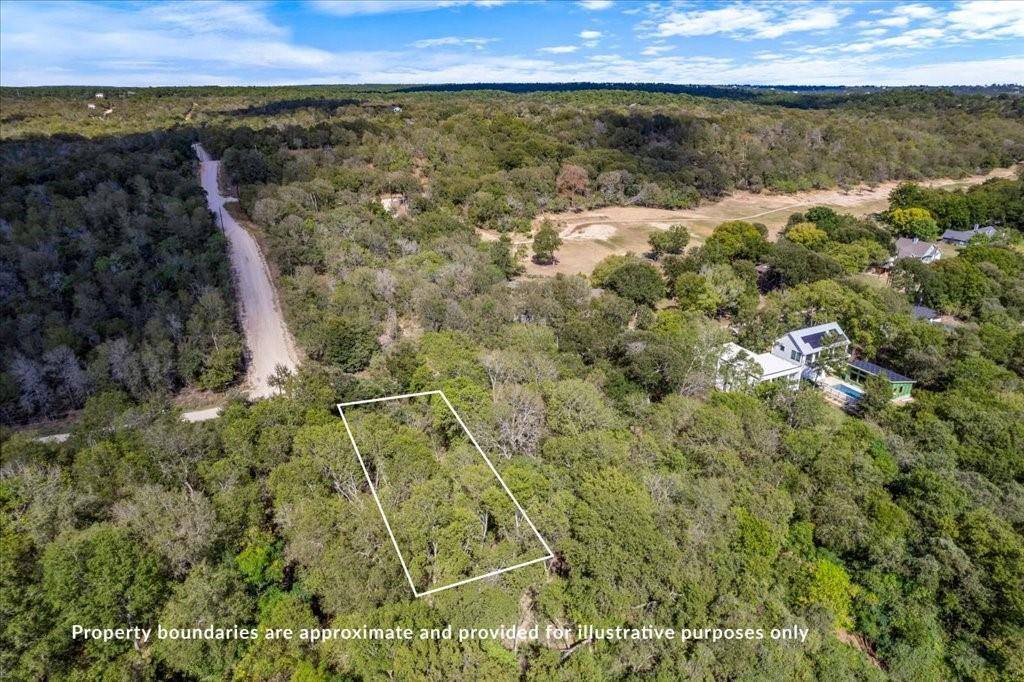 Bastrop, TX 78602,211 Kahana LN