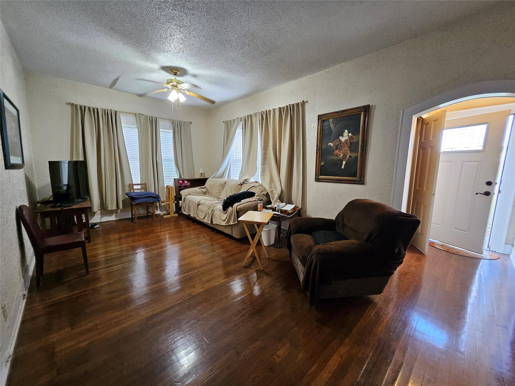 Leander, TX 78641,201 S Highway 183 S