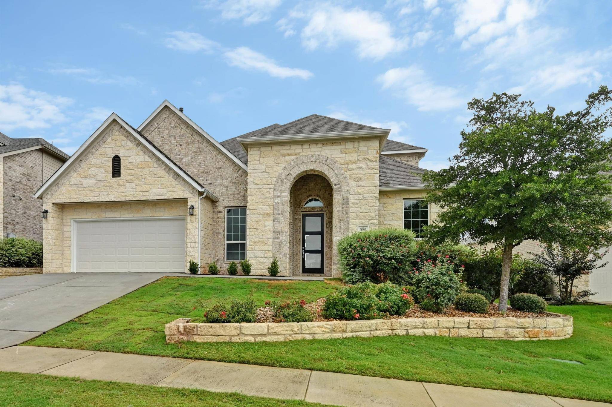Buda, TX 78610,880 Cherrystone LOOP