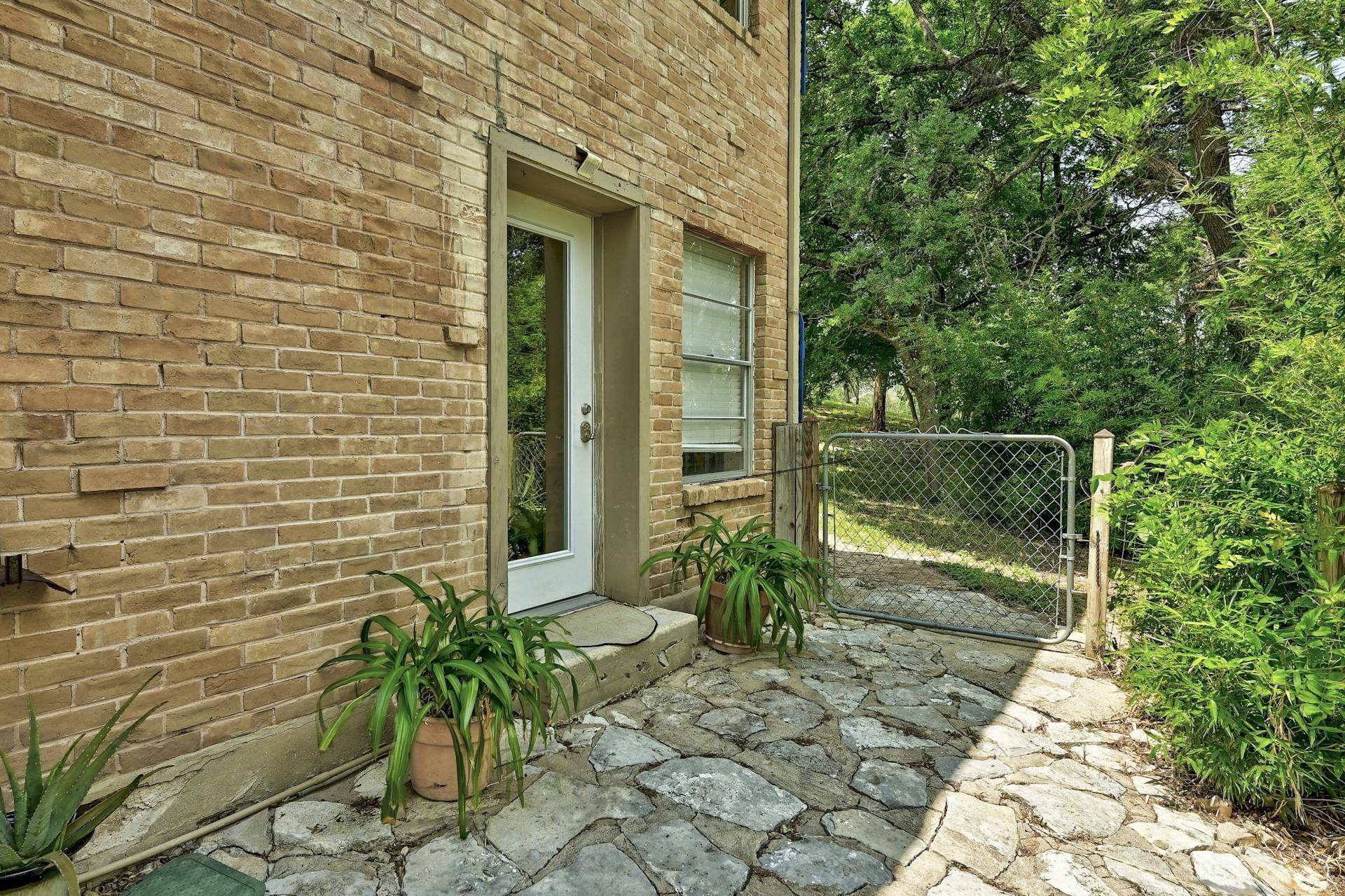 Austin, TX 78746,307 Stonewall LN
