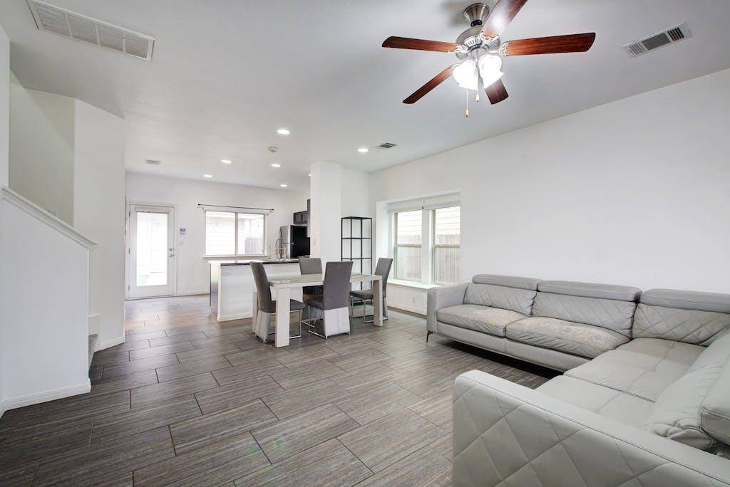 Austin, TX 78725,4604 Esper LN #344