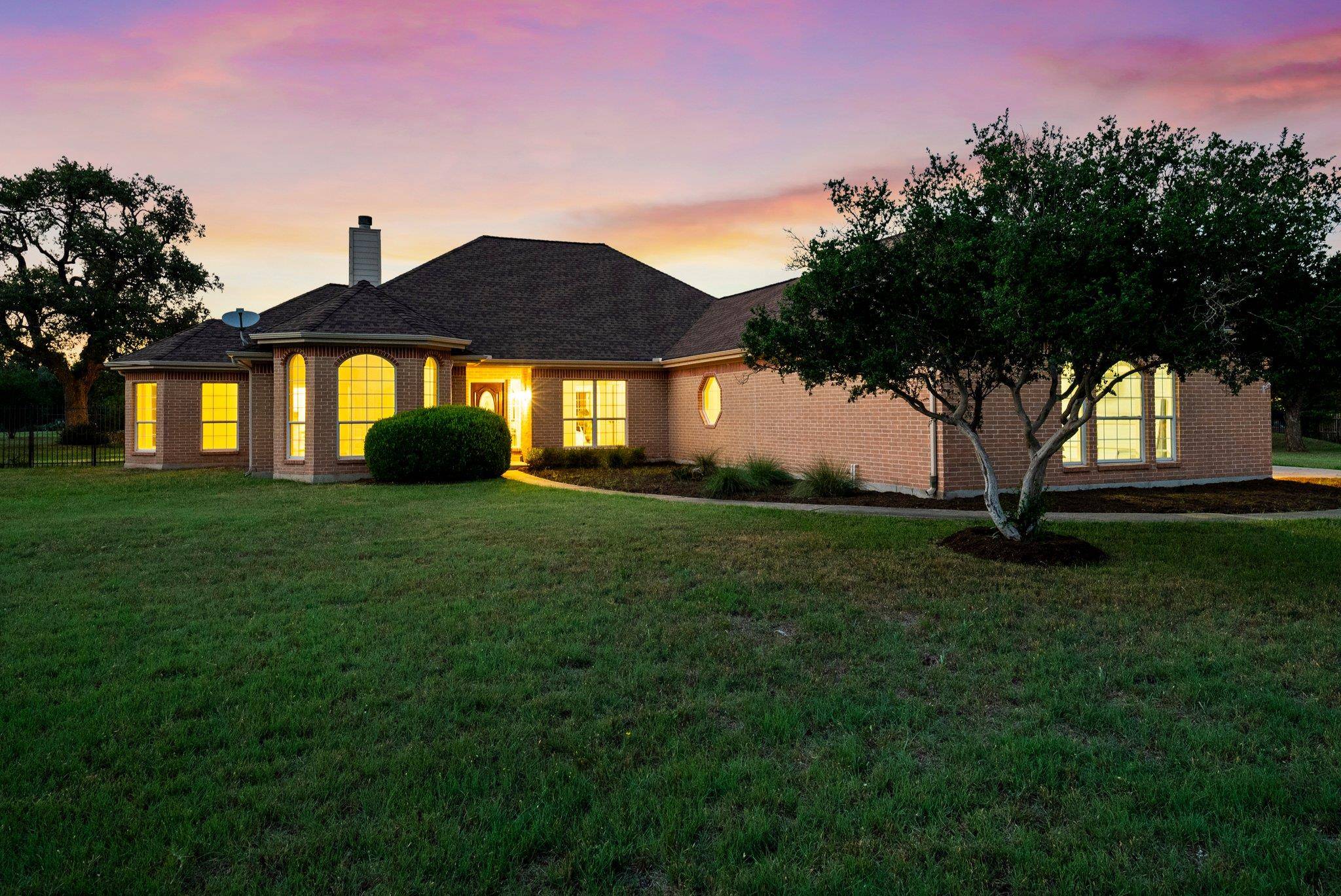 Buda, TX 78610,320 Woodland Oaks TRL