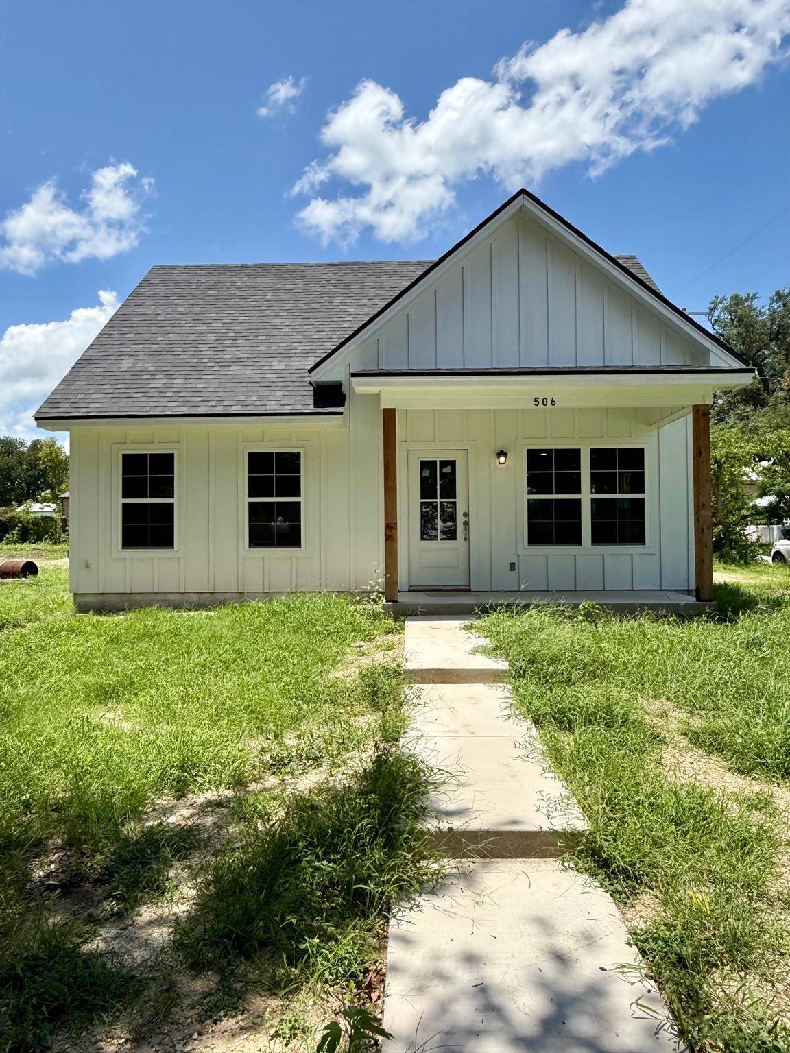 Cameron, TX 76520,506 N Crockett Ave