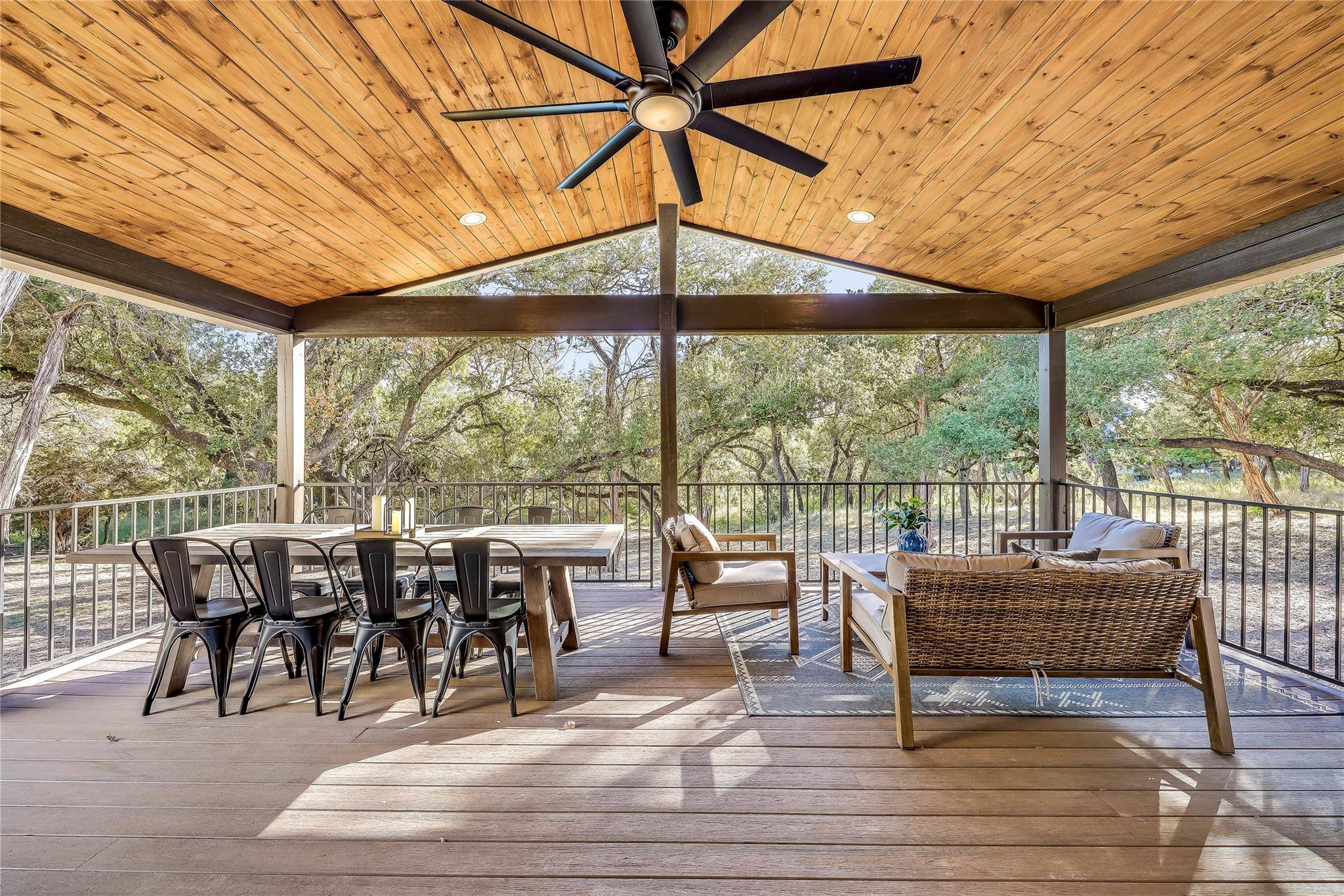 Lago Vista, TX 78645,7601 Bar K Ranch RD