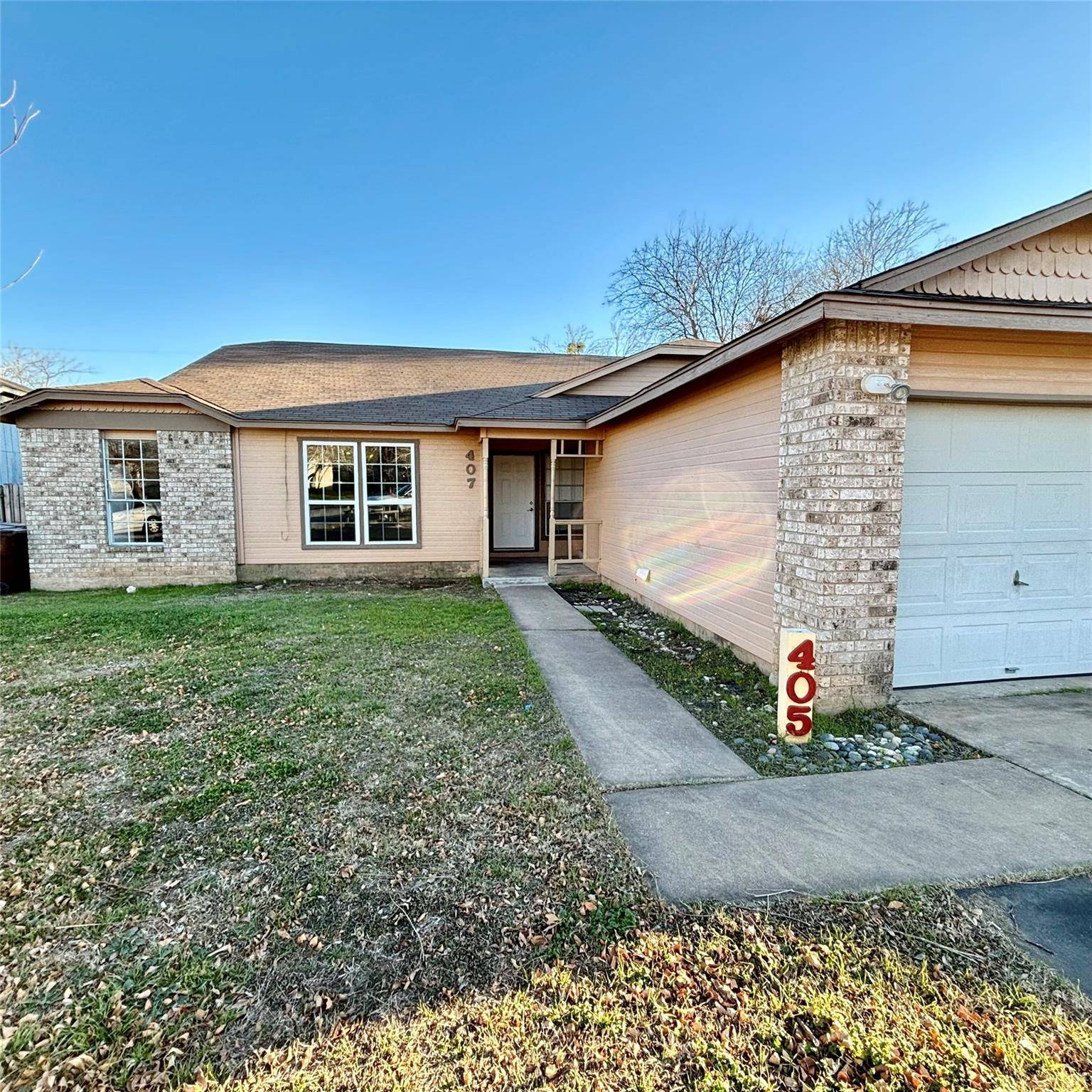 Round Rock, TX 78664,405 Burlwood CT