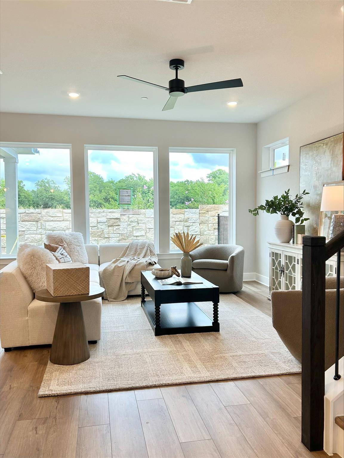 Austin, TX 78744,1024 Brickell LOOP