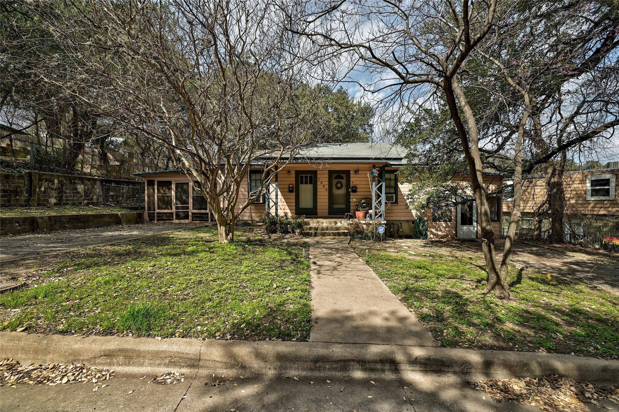 Austin, TX 78704,1506 East Side DR