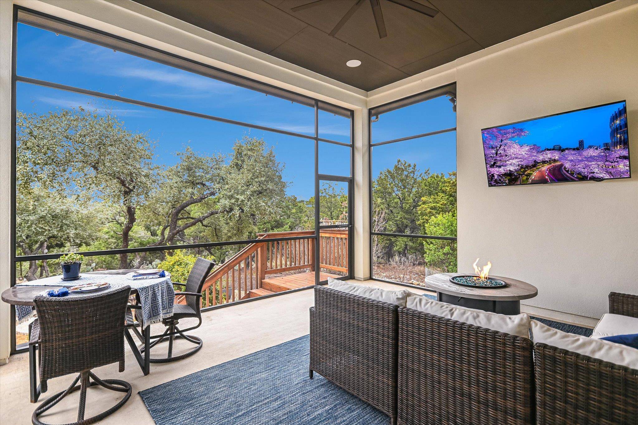 Jonestown, TX 78645,19301 Leisure LN