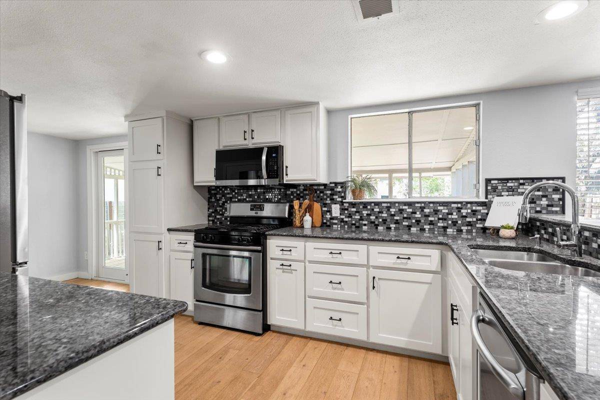Austin, TX 78749,4306 Sarasota DR