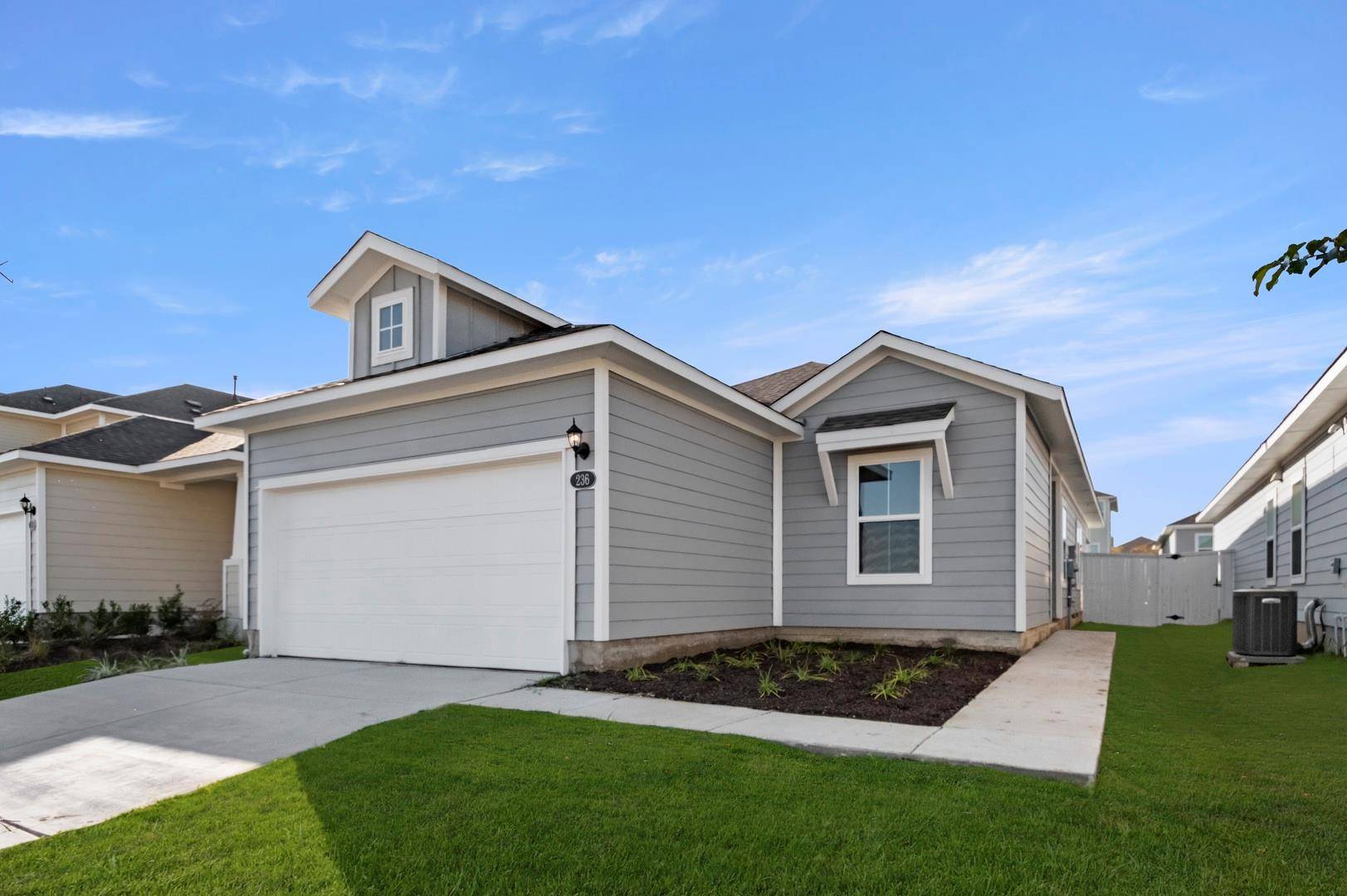 Elgin, TX 78621,236 Barley LN