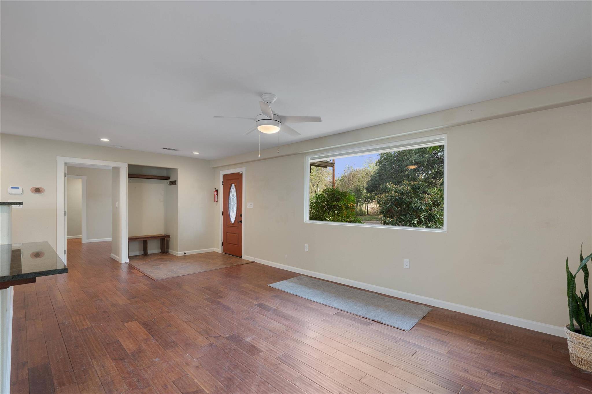Austin, TX 78745,6202 Hillston DR