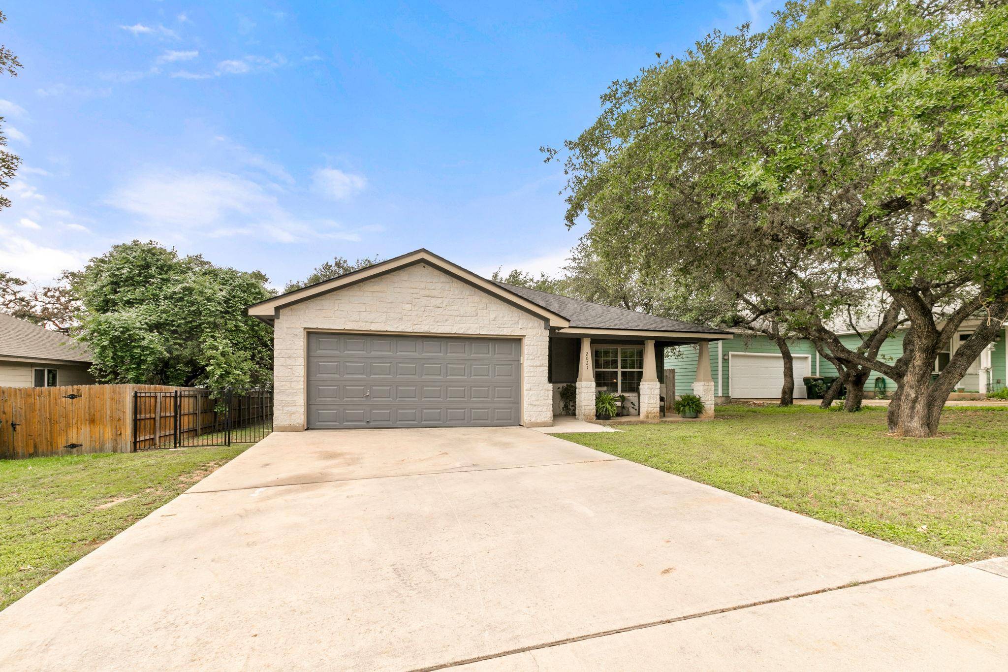 San Marcos, TX 78666,2021 Ridge View DR
