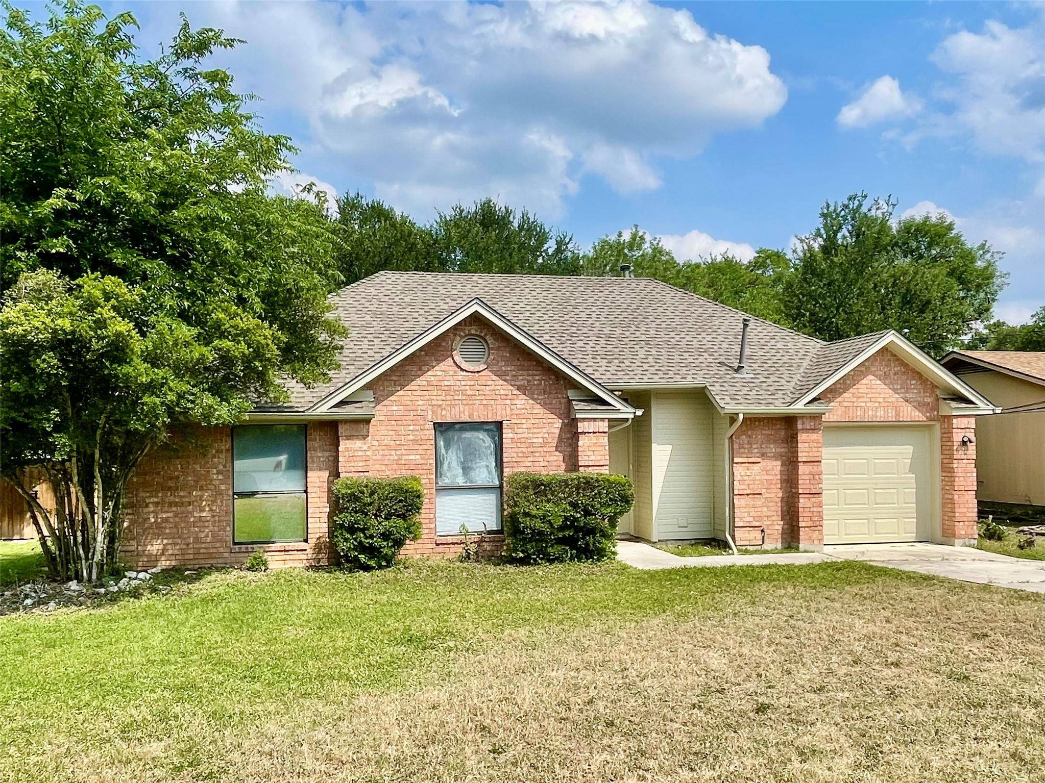 San Marcos, TX 78666,1933 Lisa LN
