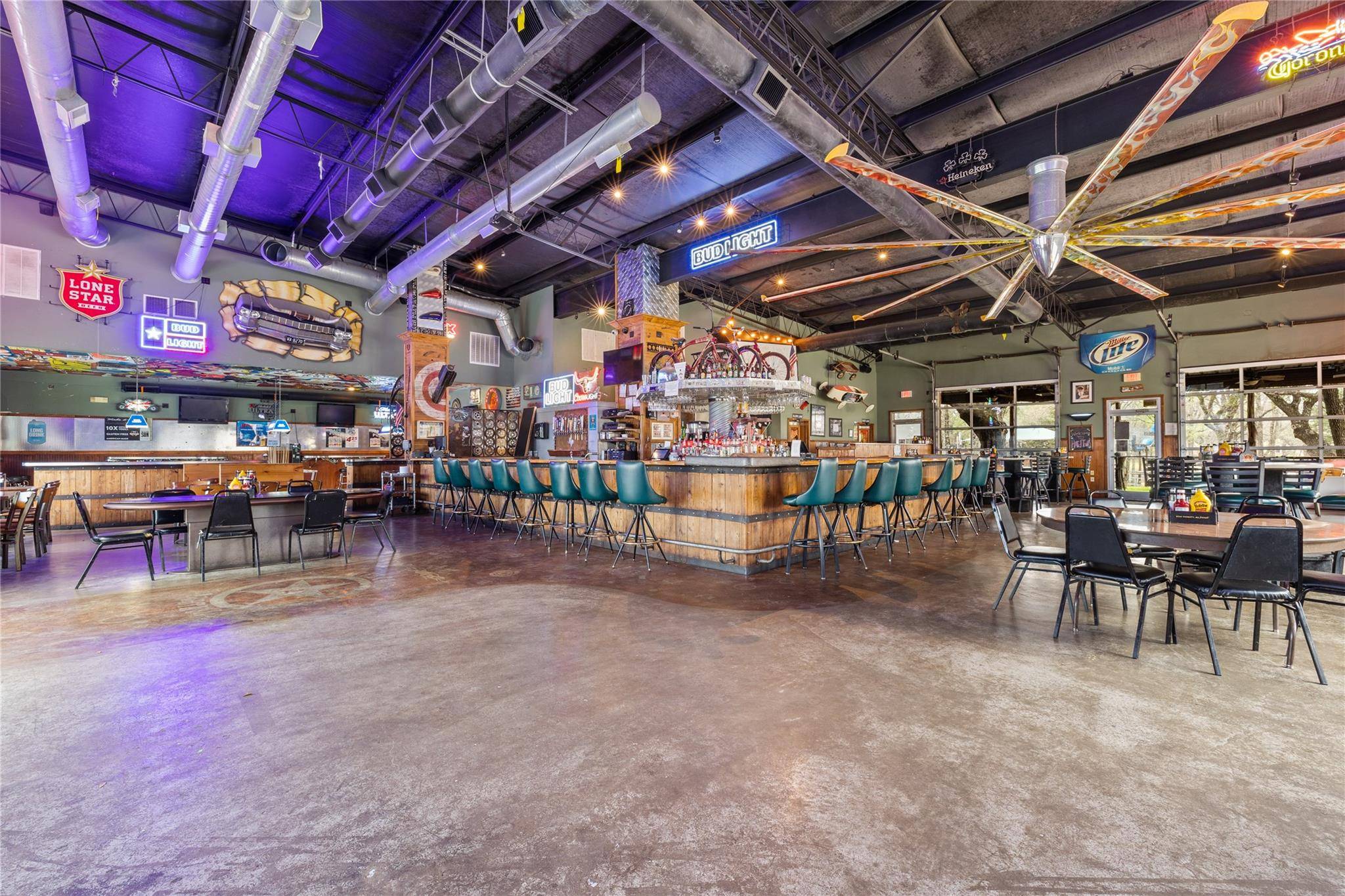 Georgetown, TX 78628,1515 N IH 35