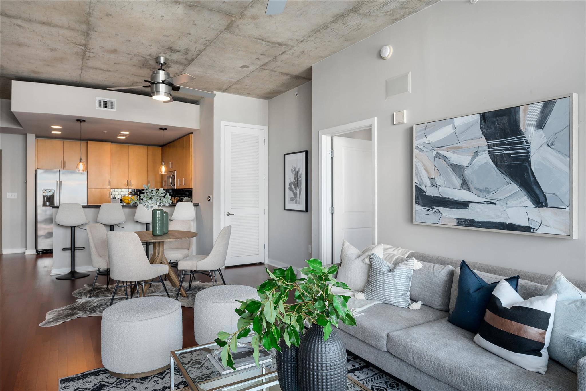 Austin, TX 78701,360 Nueces ST #1805
