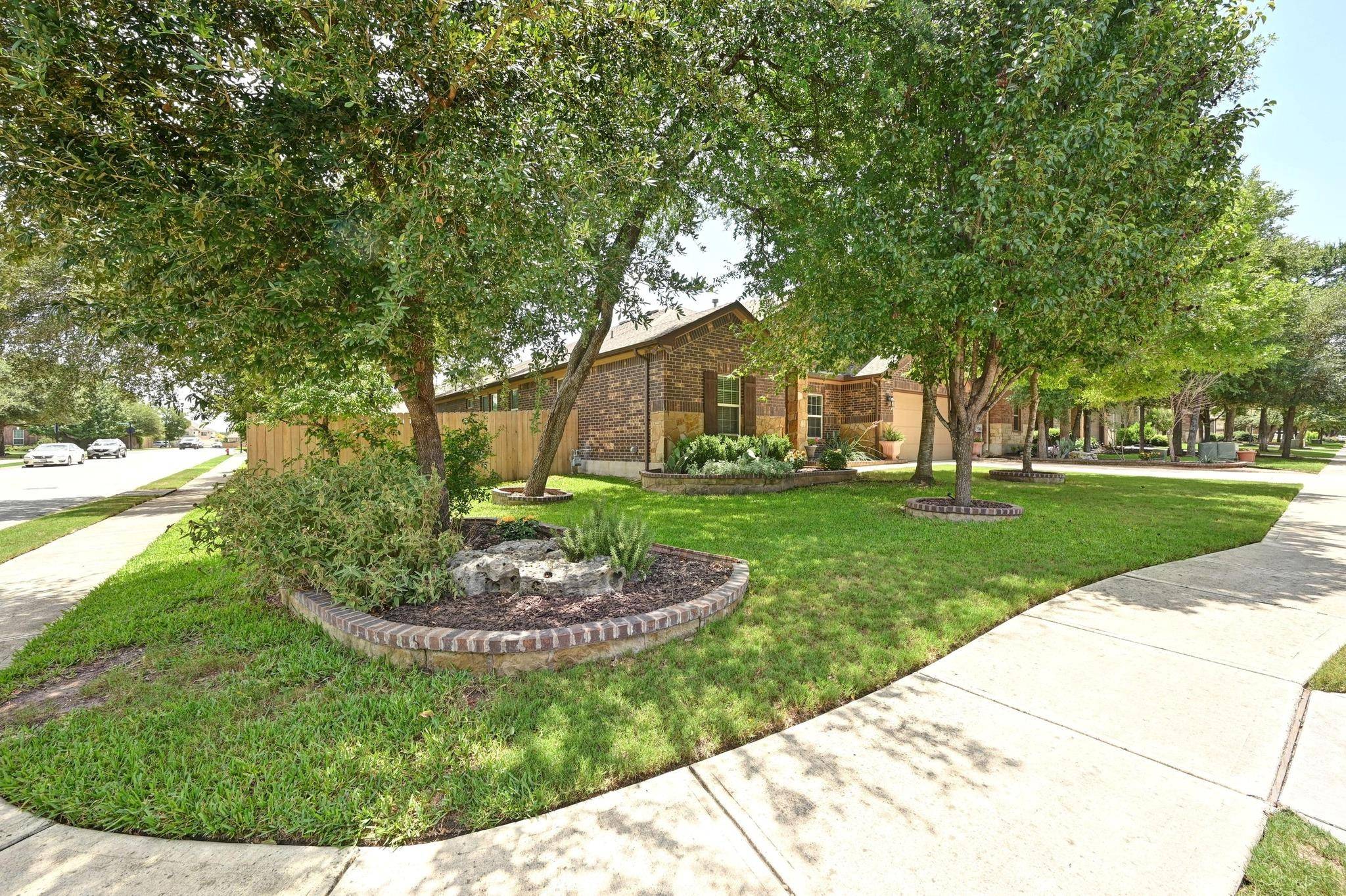Buda, TX 78610,115 Treehaven CT
