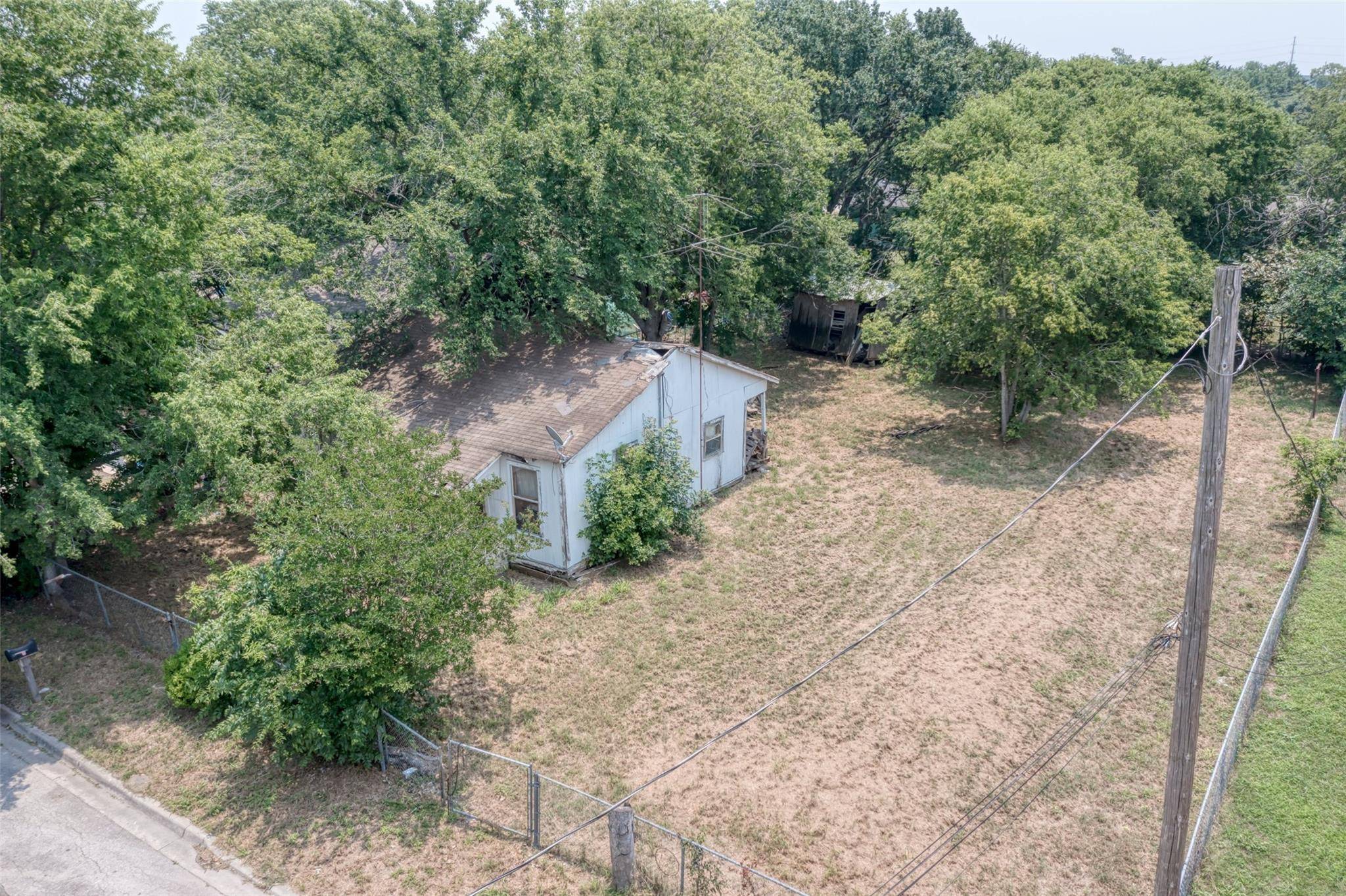 Lockhart, TX 78644,1208 4th ST