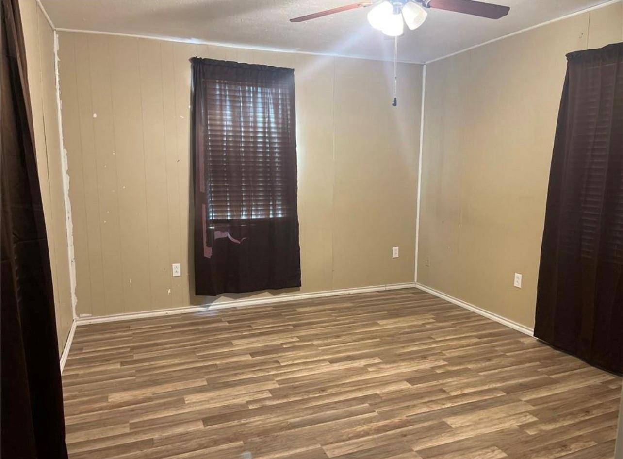 Gonzales, TX 78629,1120 Saint Paul ST