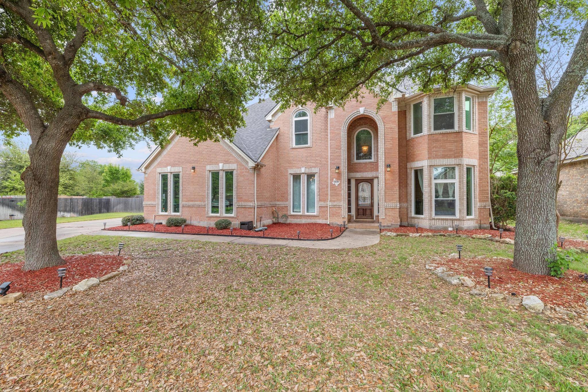 Round Rock, TX 78665,2129 Clear Lake PL