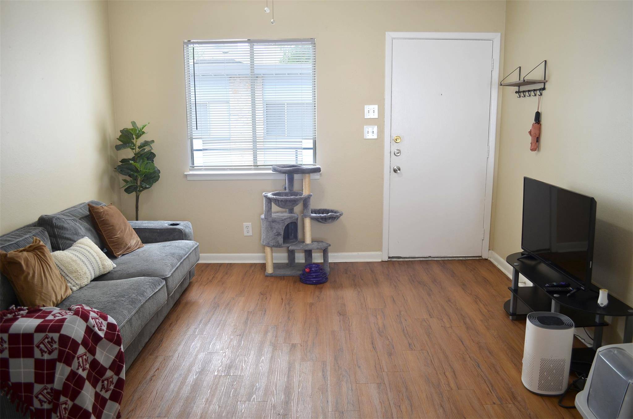 Austin, TX 78705,2408 Longview ST #211