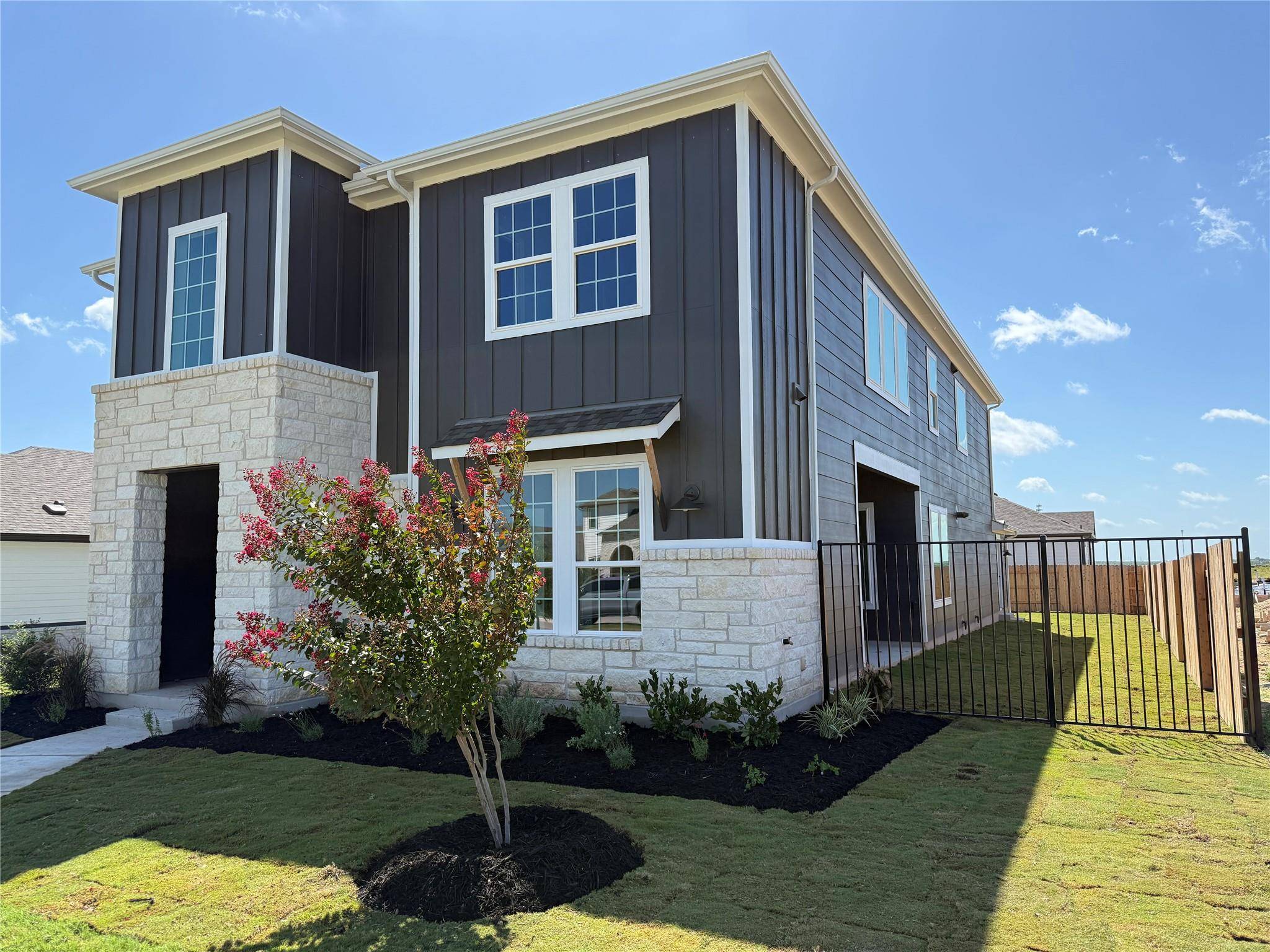 Austin, TX 78744,8600 Dongan DR