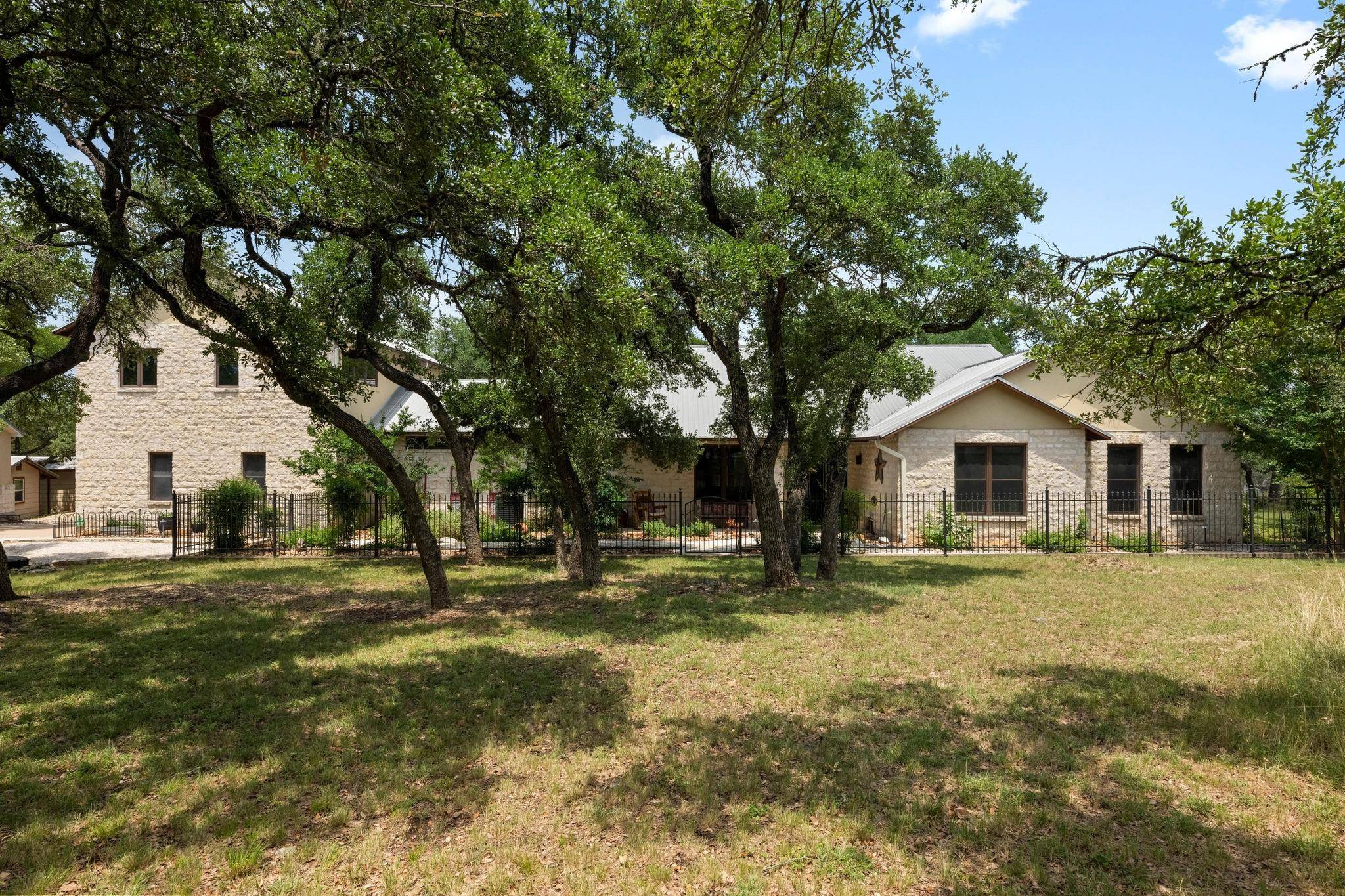 Wimberley, TX 78676,131 Camino Derecho