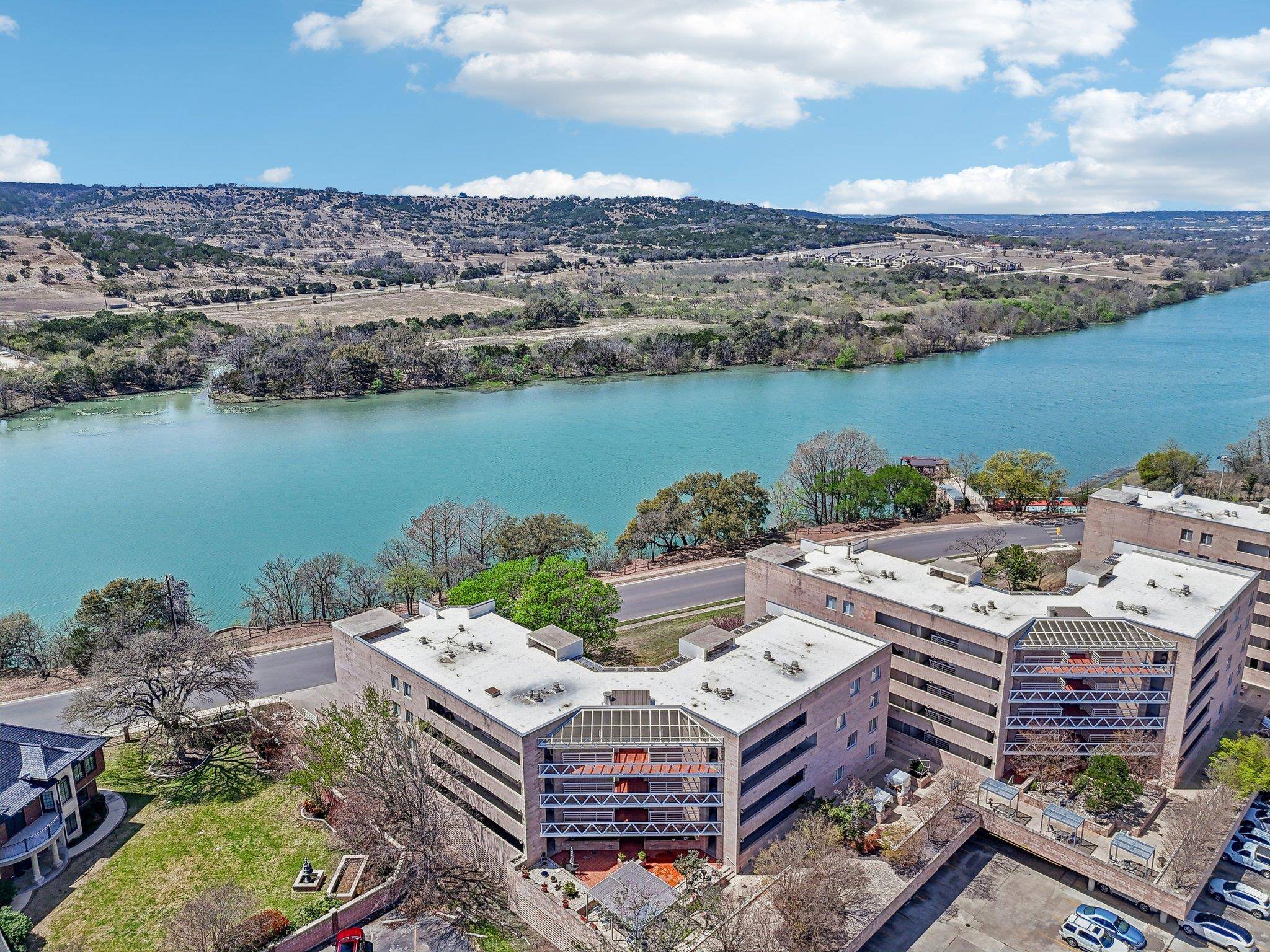 Kerrville, TX 78028,1000 Guadalupe ST #1D & G3