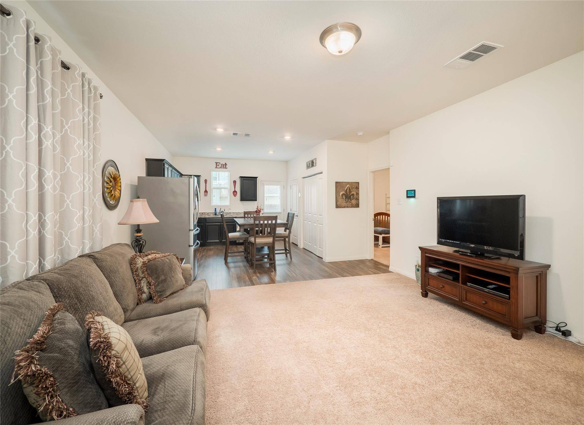 Jarrell, TX 76537,137 Hondo Gap LN